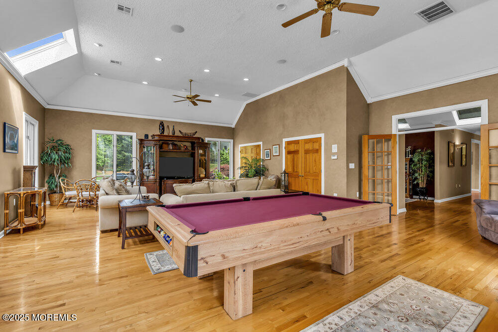 210 Doe Trail, Marlboro, New Jersey image 36