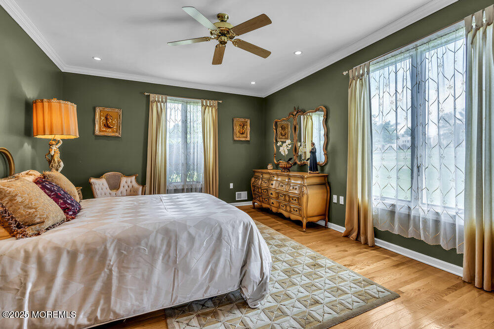 210 Doe Trail, Marlboro, New Jersey image 38