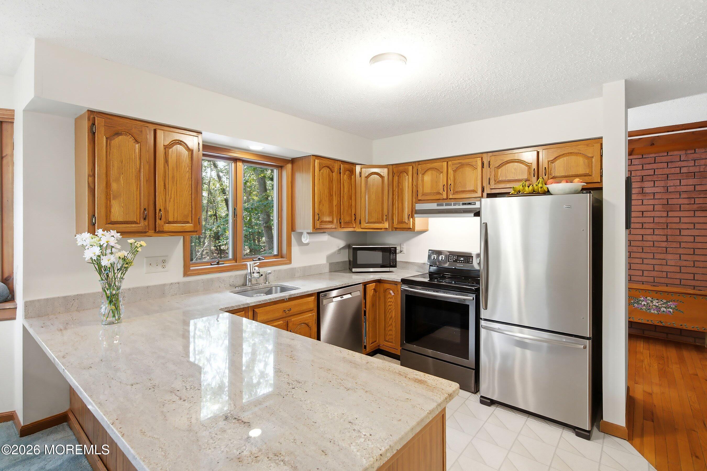 34 Laurelwyck Drive