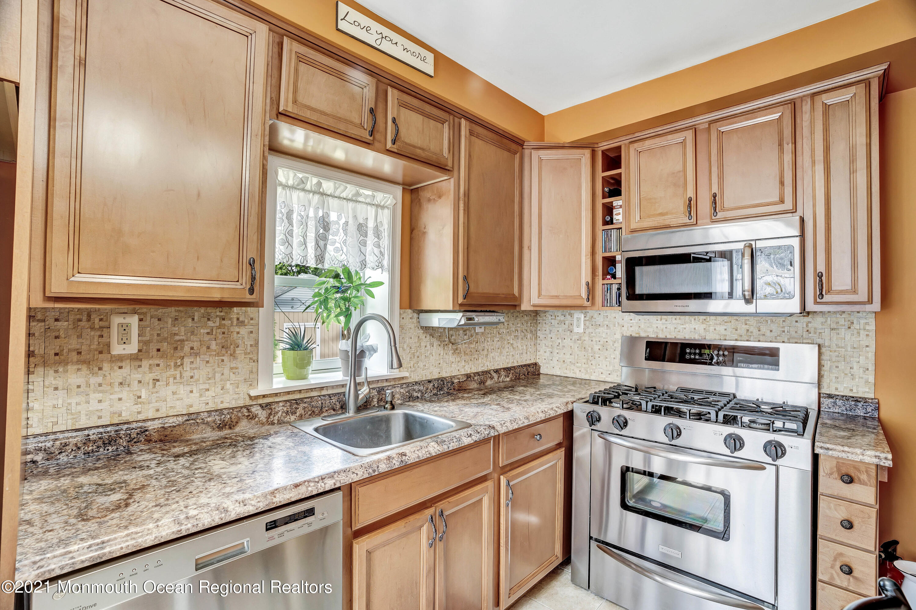 607 Willow Street, Lakehurst, New Jersey image 8