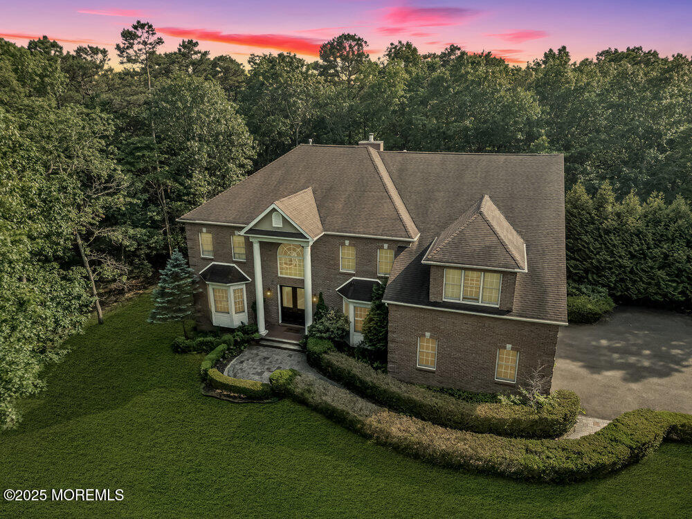 312 Clearstream Road