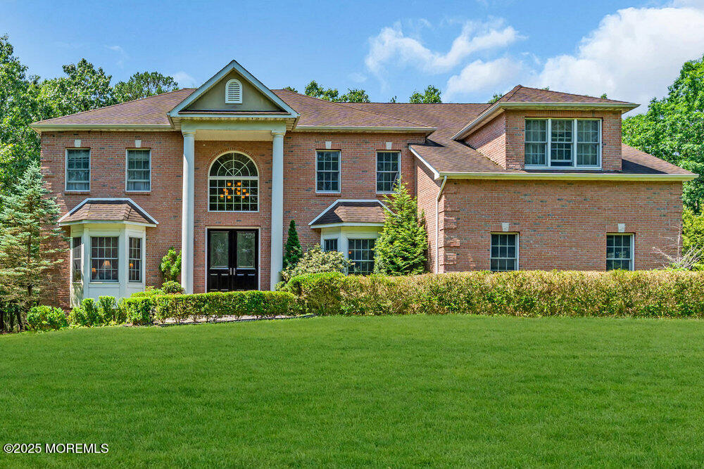 312 Clearstream Road