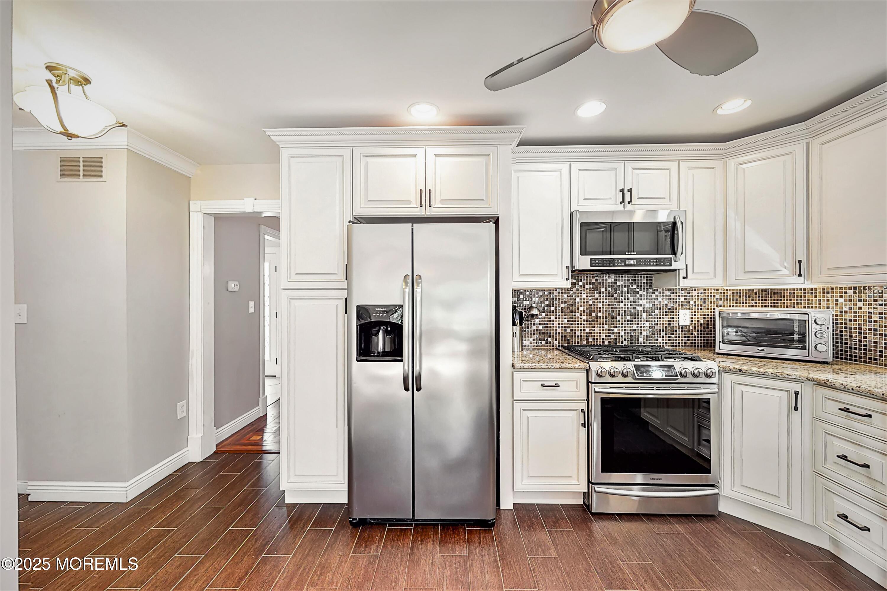 111 Willow Grove Drive, Lincroft, New Jersey image 16