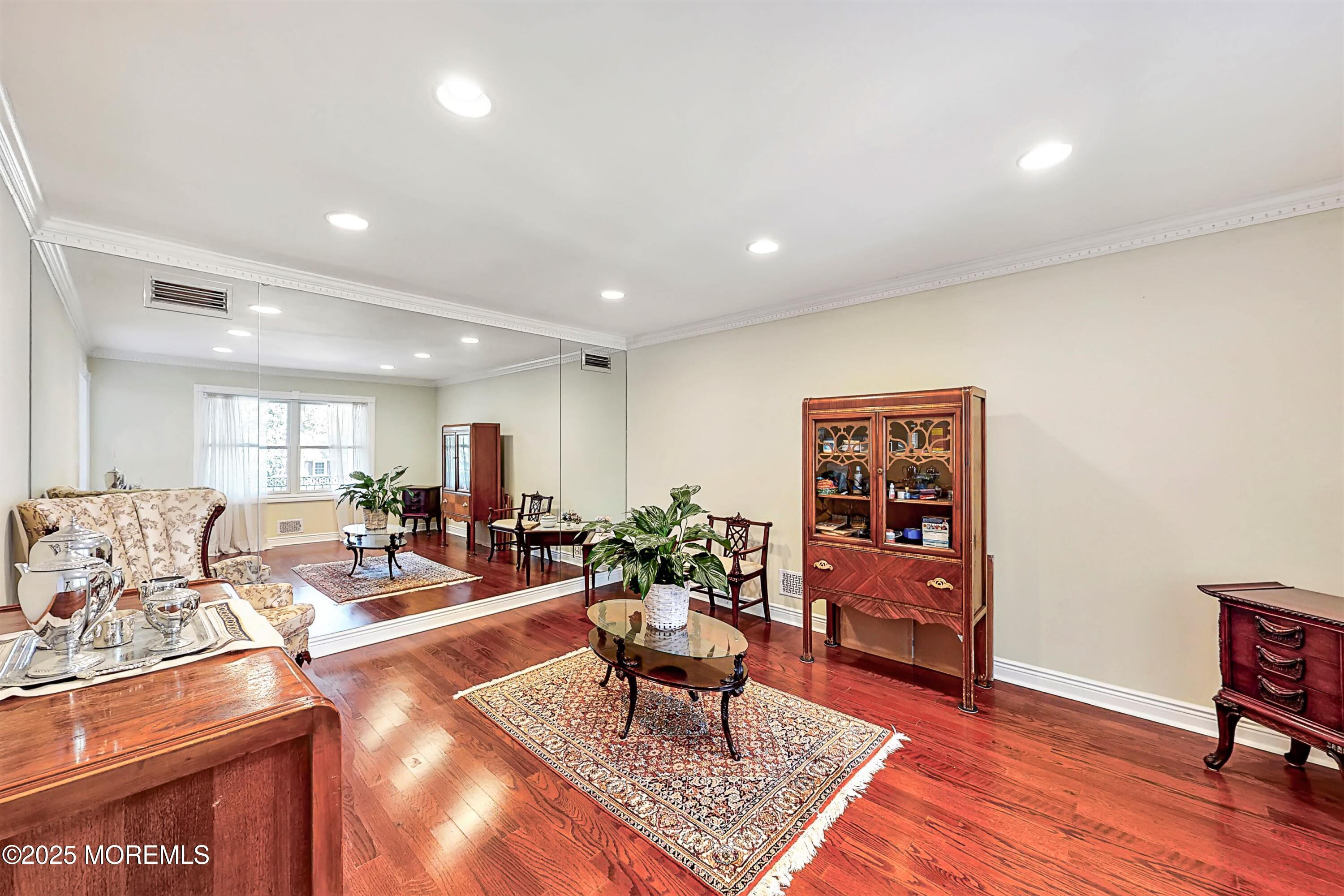 111 Willow Grove Drive, Lincroft, New Jersey image 20