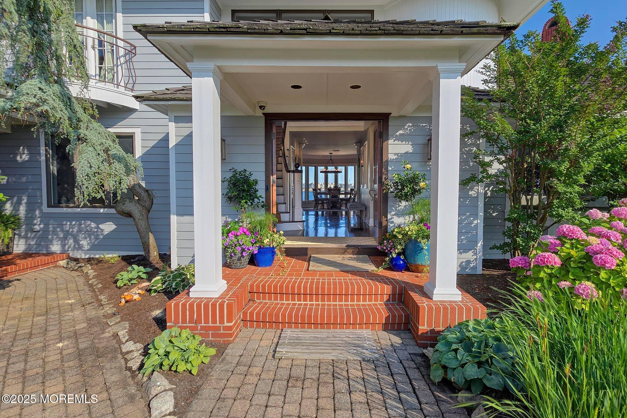 292 Dutchmans Point Road