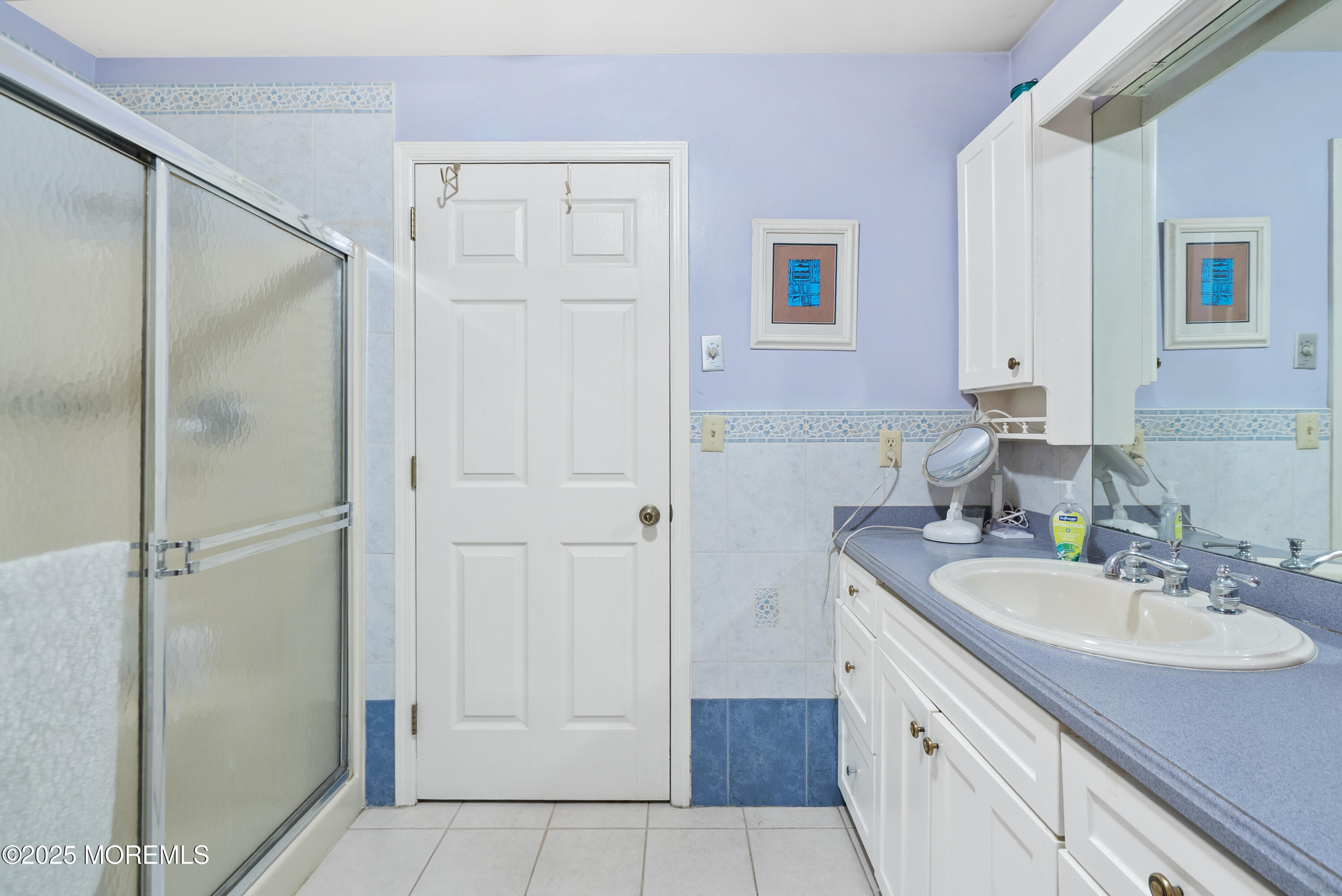 22 South Drive, East Brunswick, New Jersey image 20