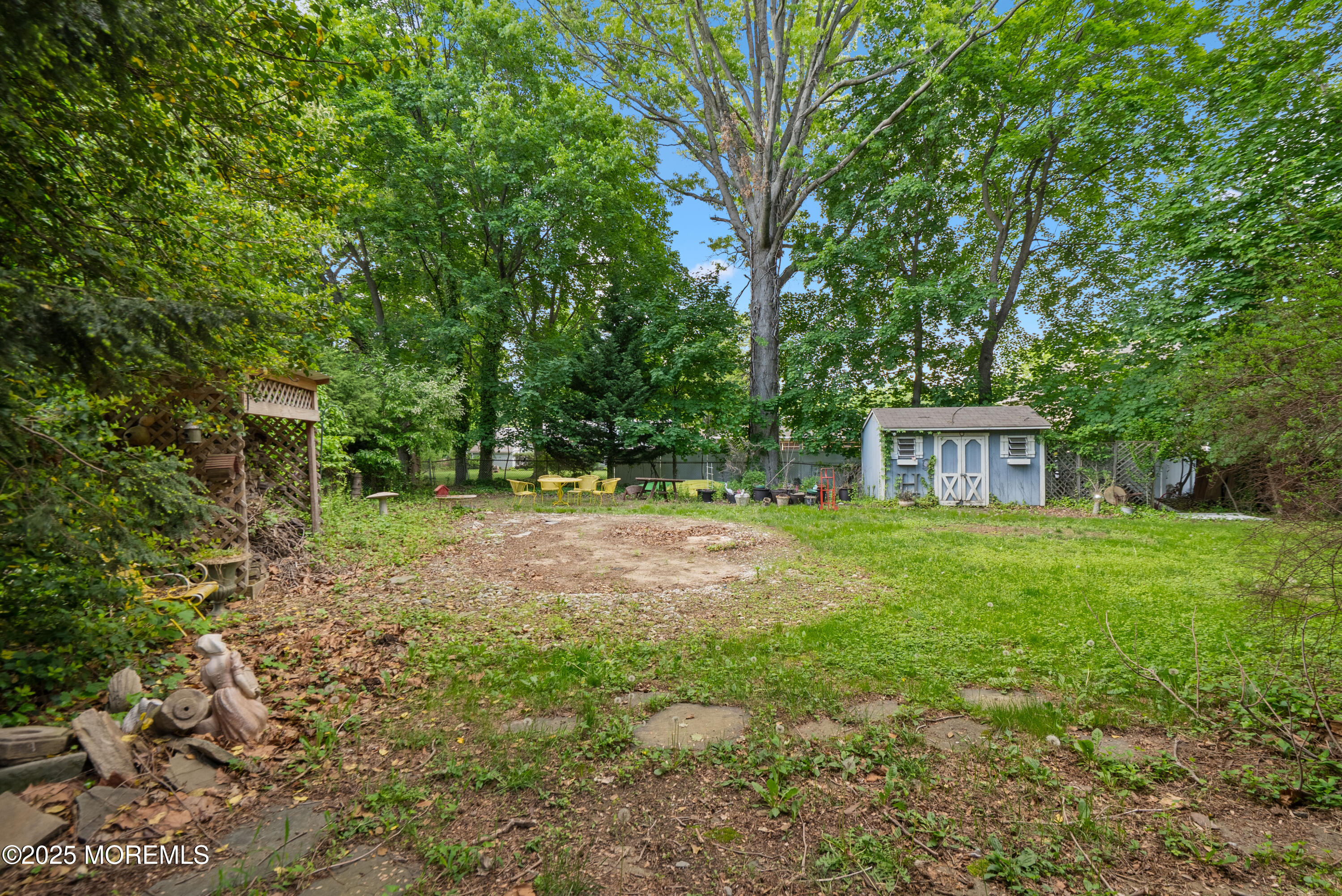 22 South Drive, East Brunswick, New Jersey image 22