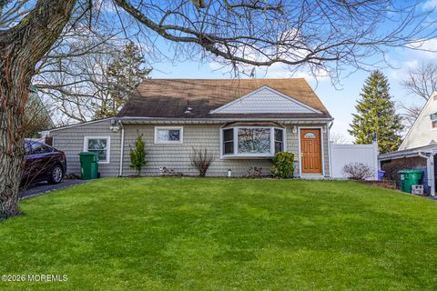 7 W Walnut Lane Parlin NJ 08859