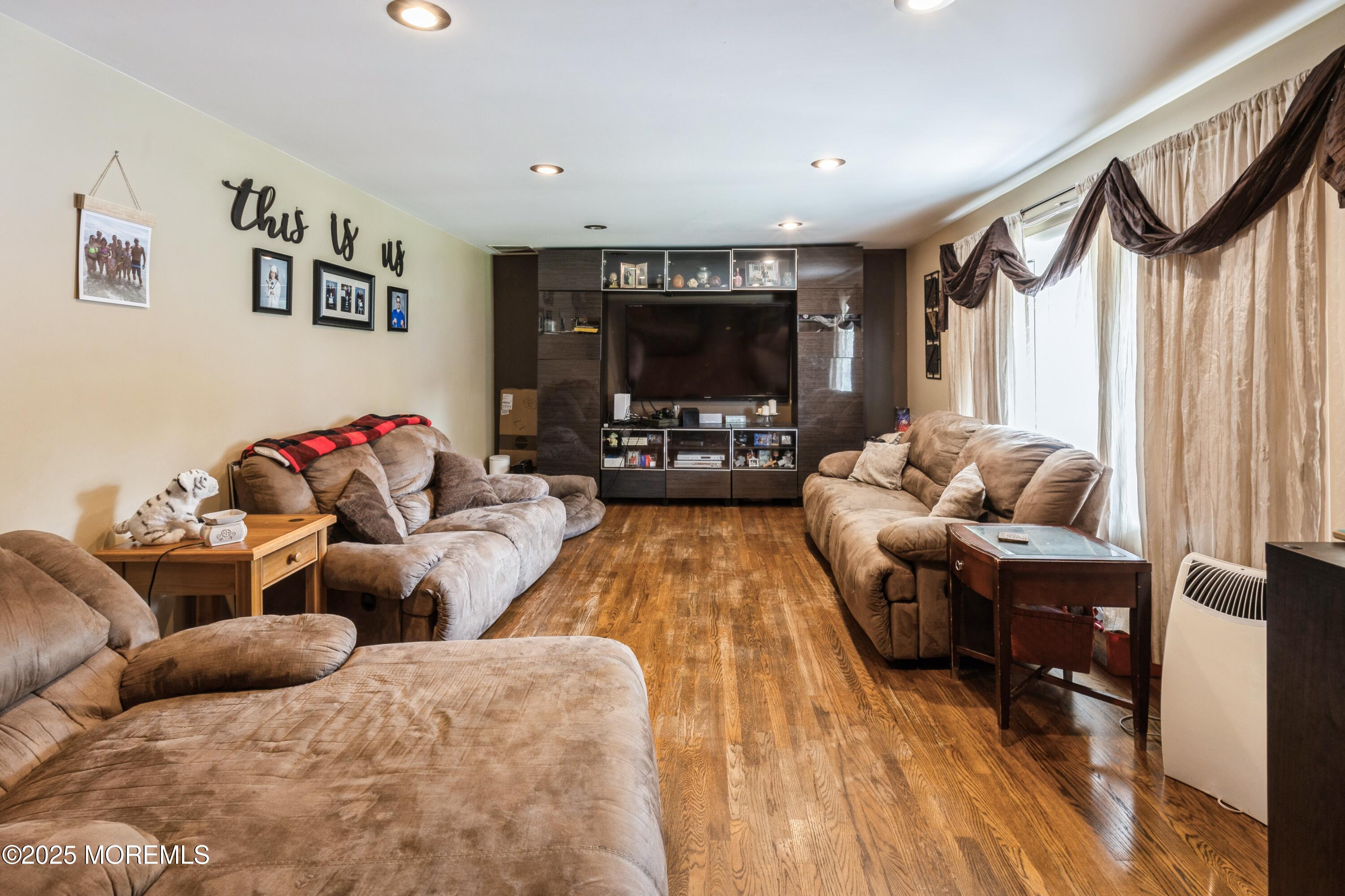 303 Savannah Road, Toms River, New Jersey image 8