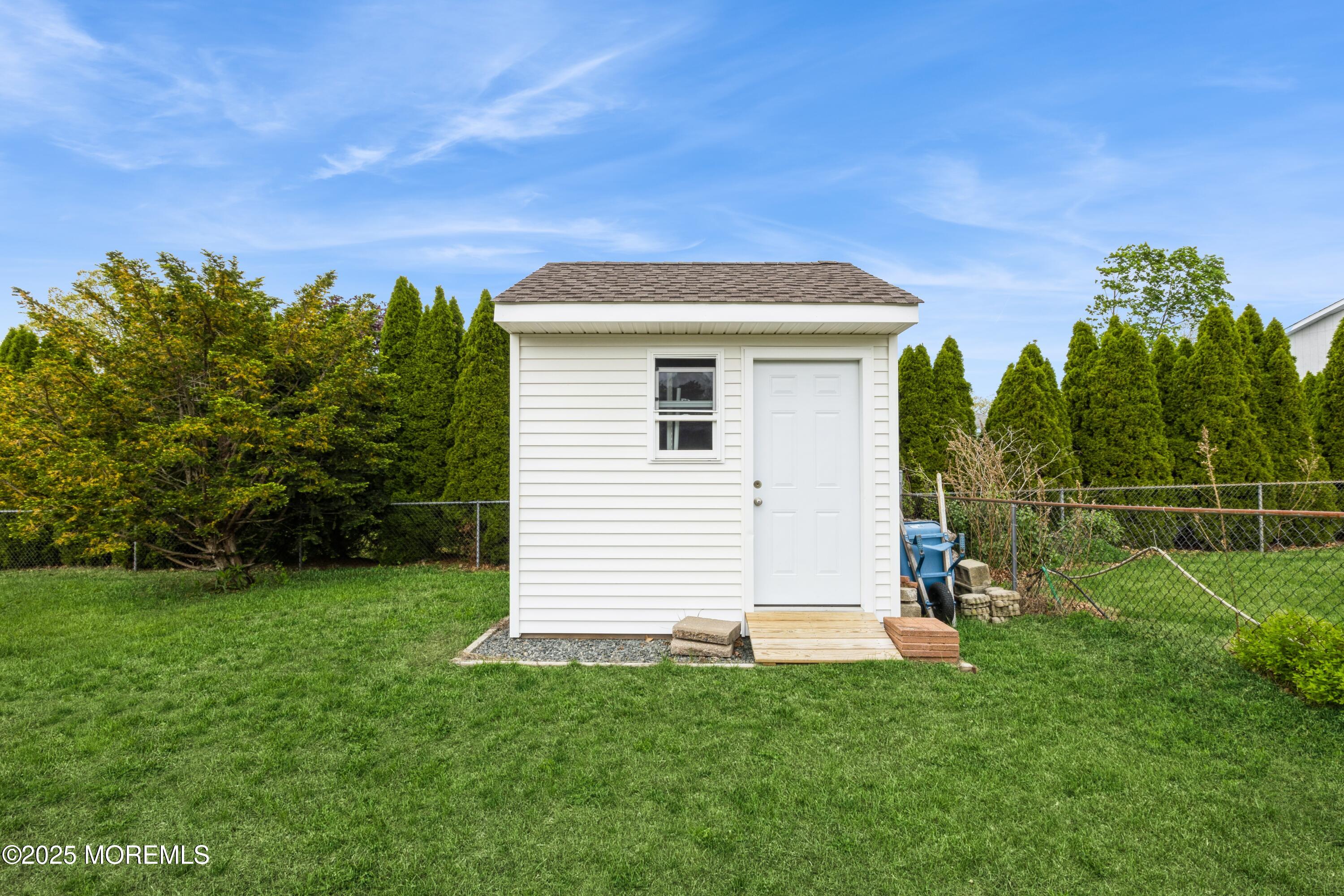 303 Savannah Road, Toms River, New Jersey image 25