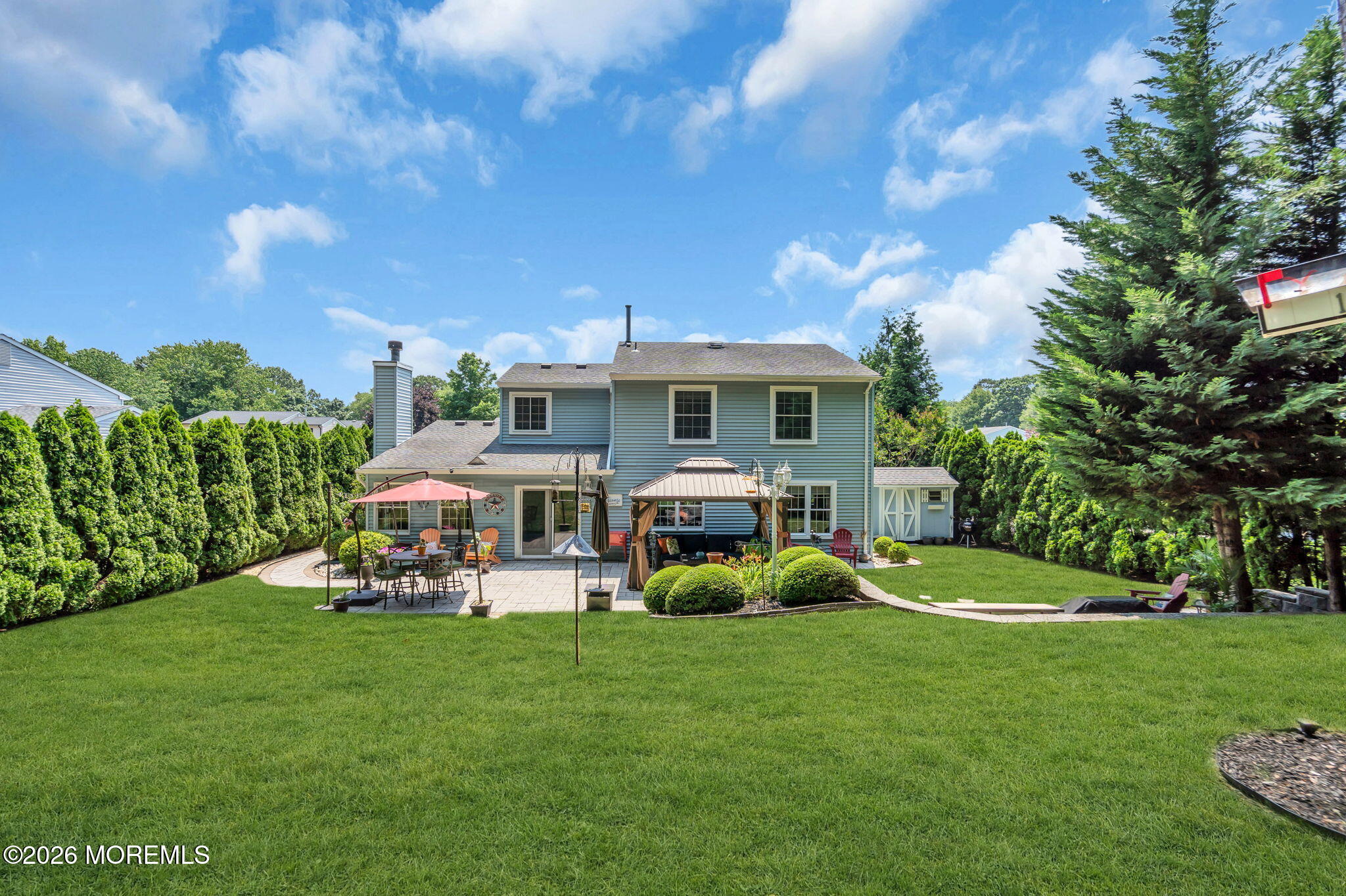10 Yellowstone Lane