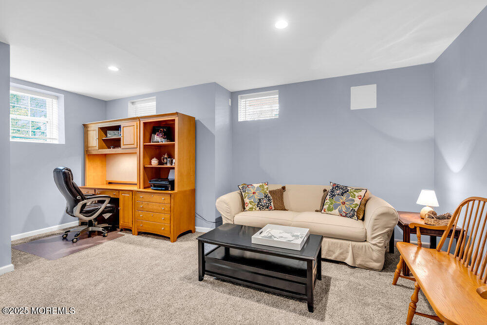 130 Locust Avenue, Red Bank, New Jersey image 28