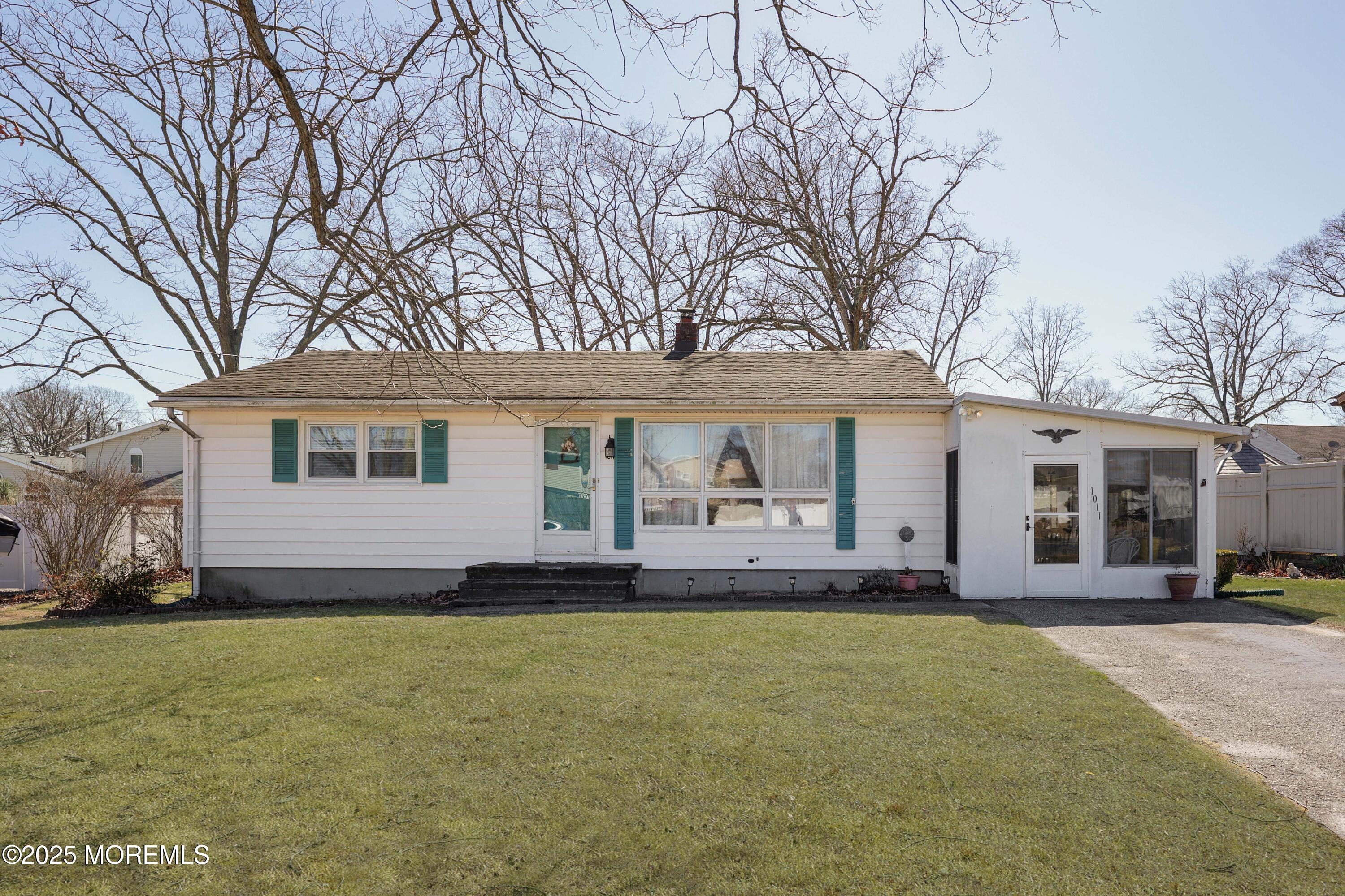 1011 Dove Street, Toms River, New Jersey image 4
