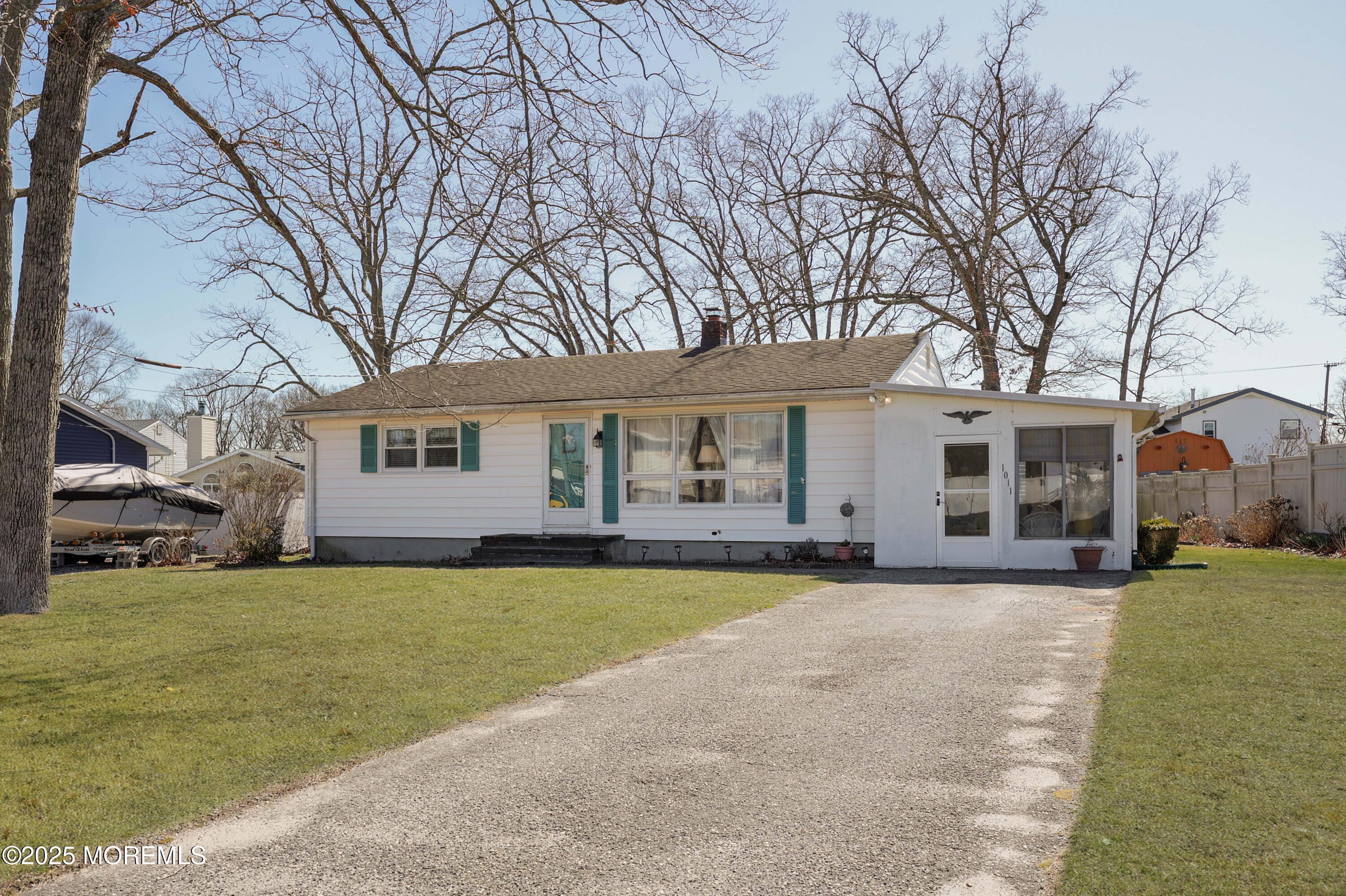 1011 Dove Street, Toms River, New Jersey image 2