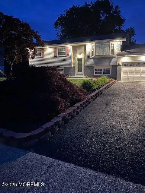 MLS: 22507073