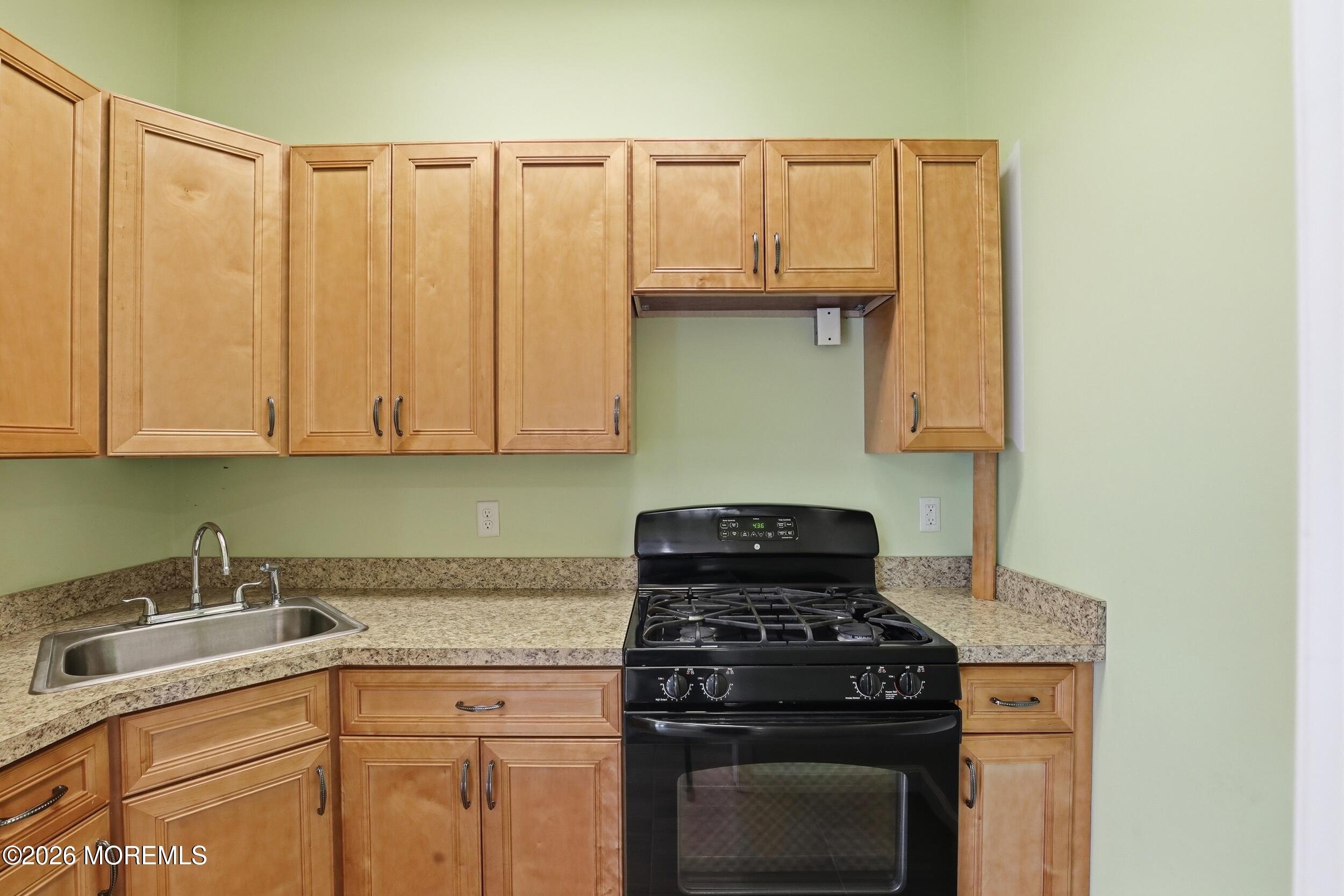 Lakewood, New Jersey, 08701, United States, 3 Bedrooms Bedrooms, ,3 BathroomsBathrooms,Residential,Active,2039067
