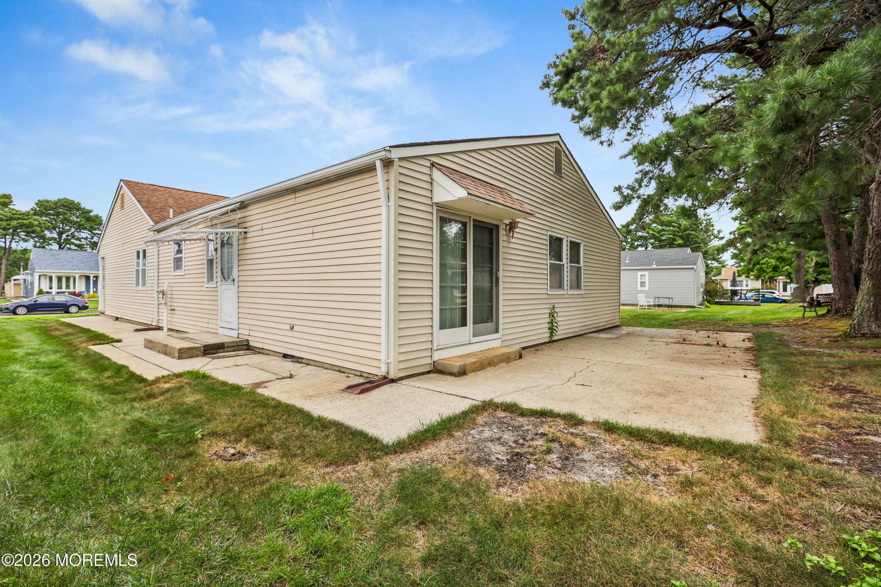 28 W Kinkora Court W