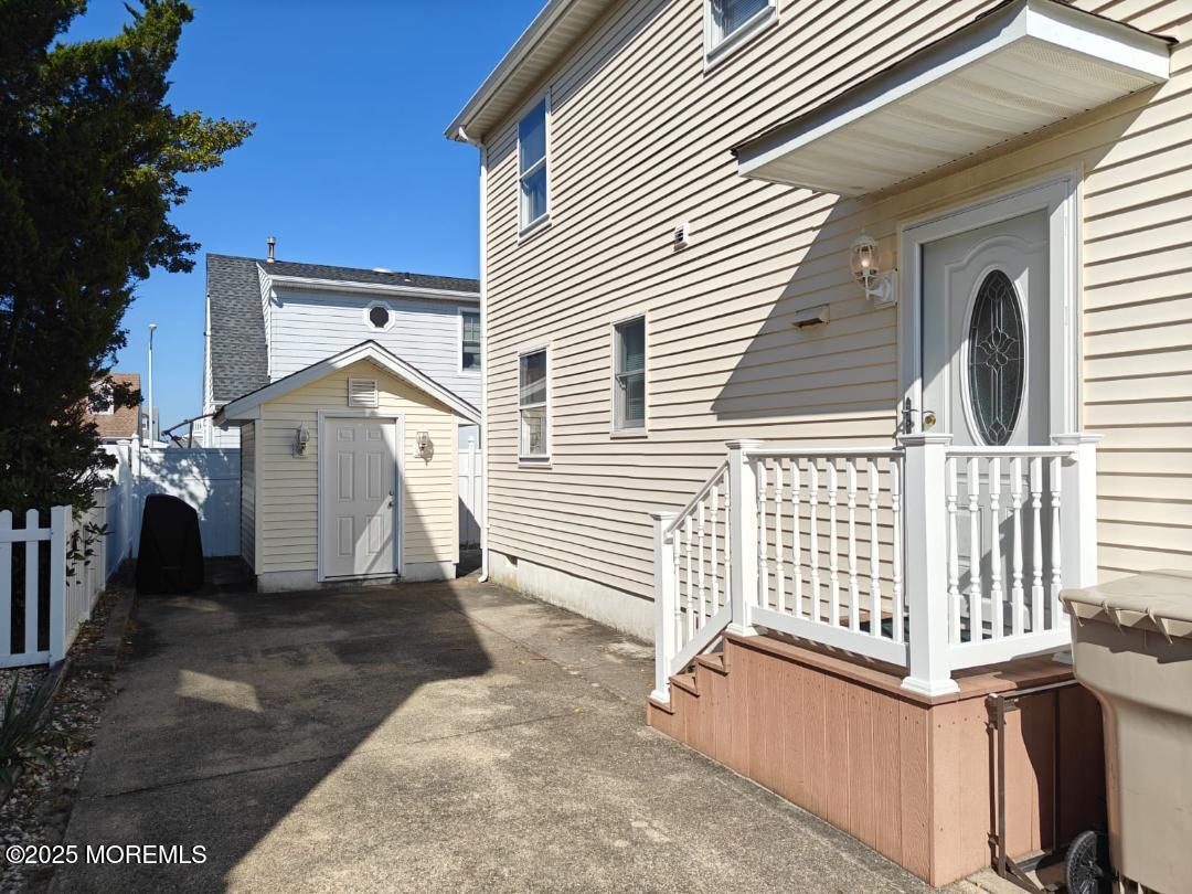 369 Roberts Avenue, Seaside Park, New Jersey image 15