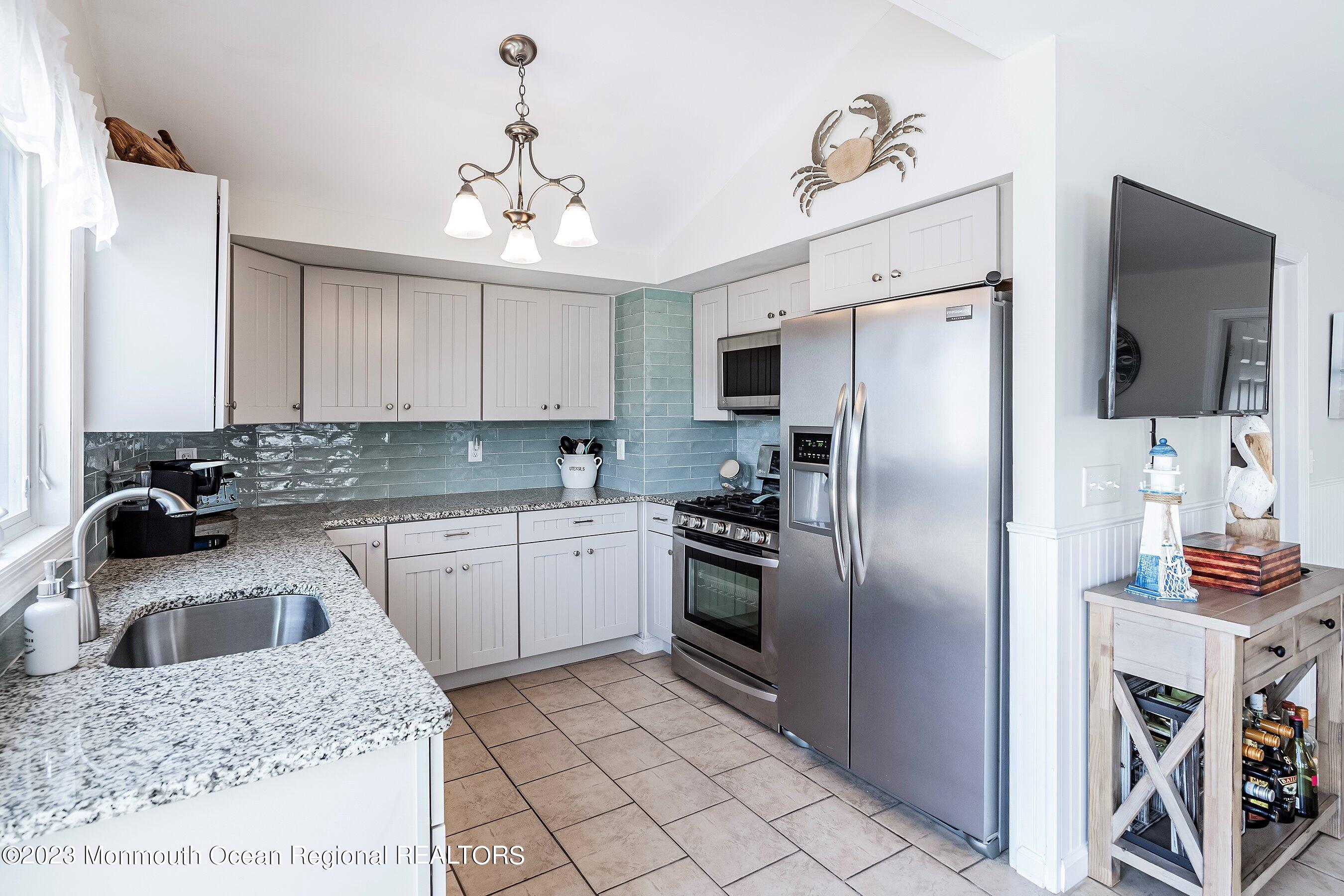 227 Butler Boulevard, Bayville, New Jersey image 16