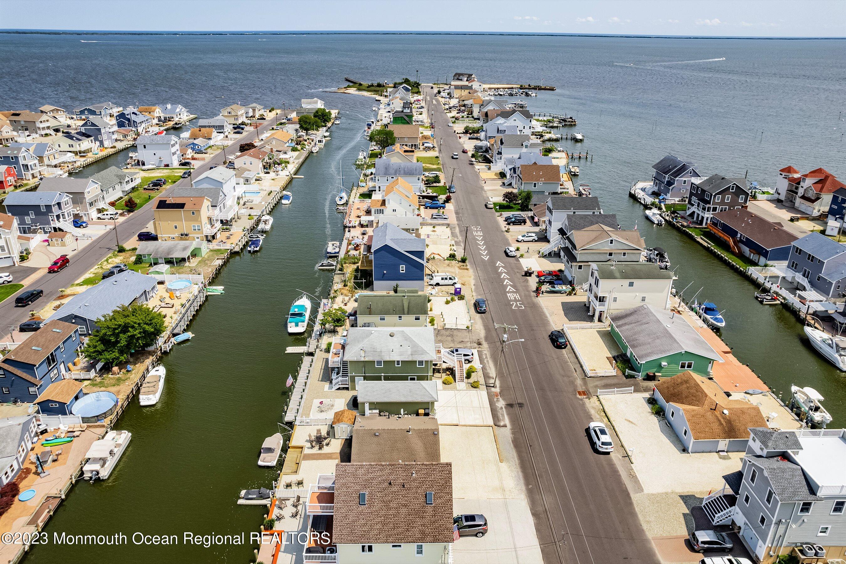 227 Butler Boulevard, Bayville, New Jersey image 32