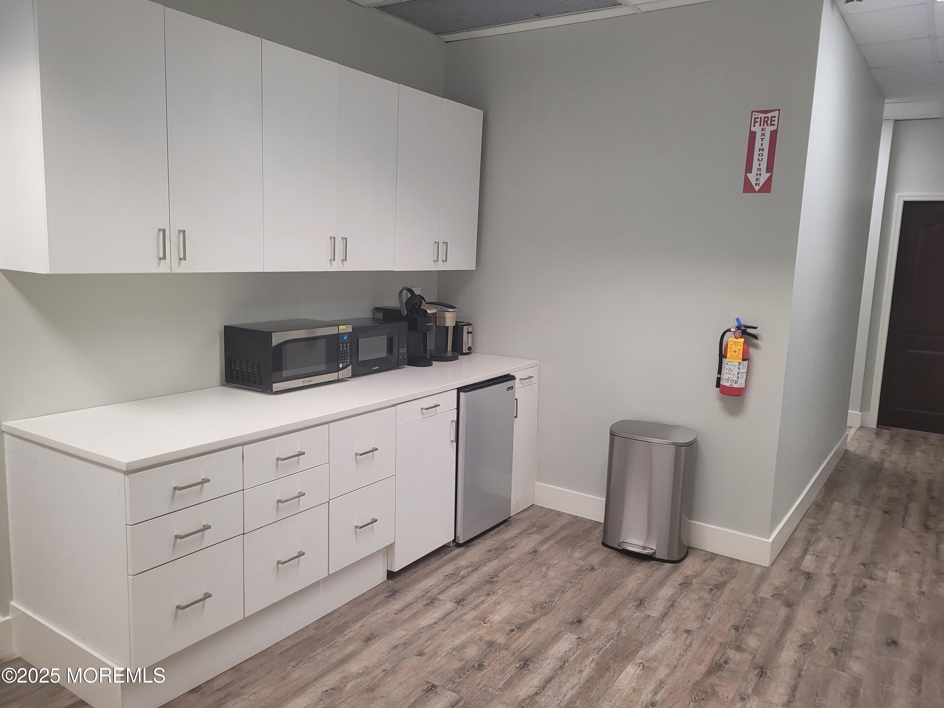 333 Broad Street Office 3 / Suite 300