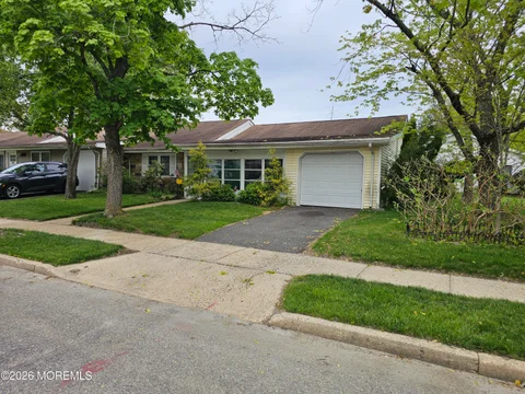 61A Hedge Drive, Lakewood, NJ 08701 - #: 22628656