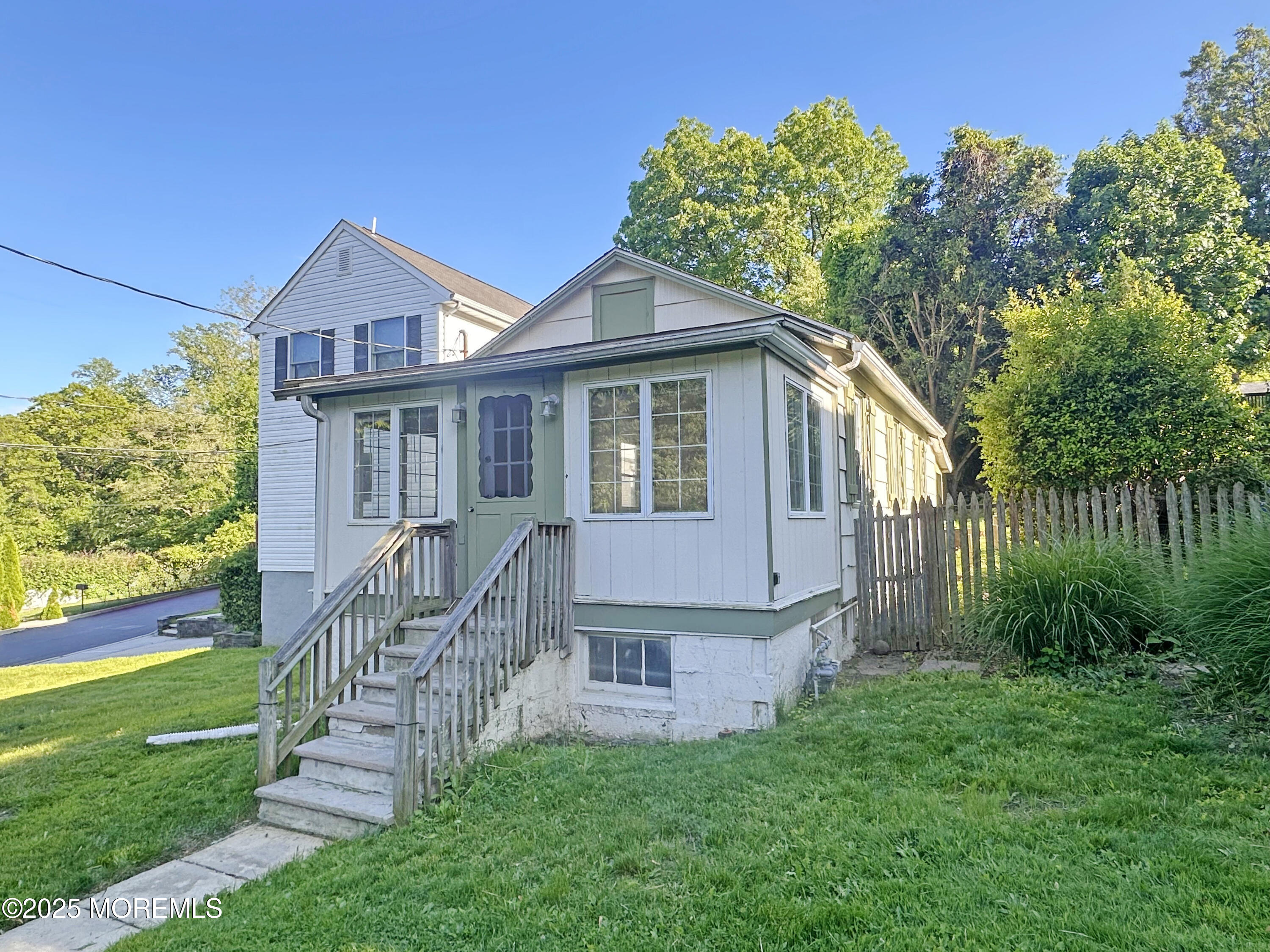 106 Delaware Avenue, Atlantic Highlands, New Jersey image 1