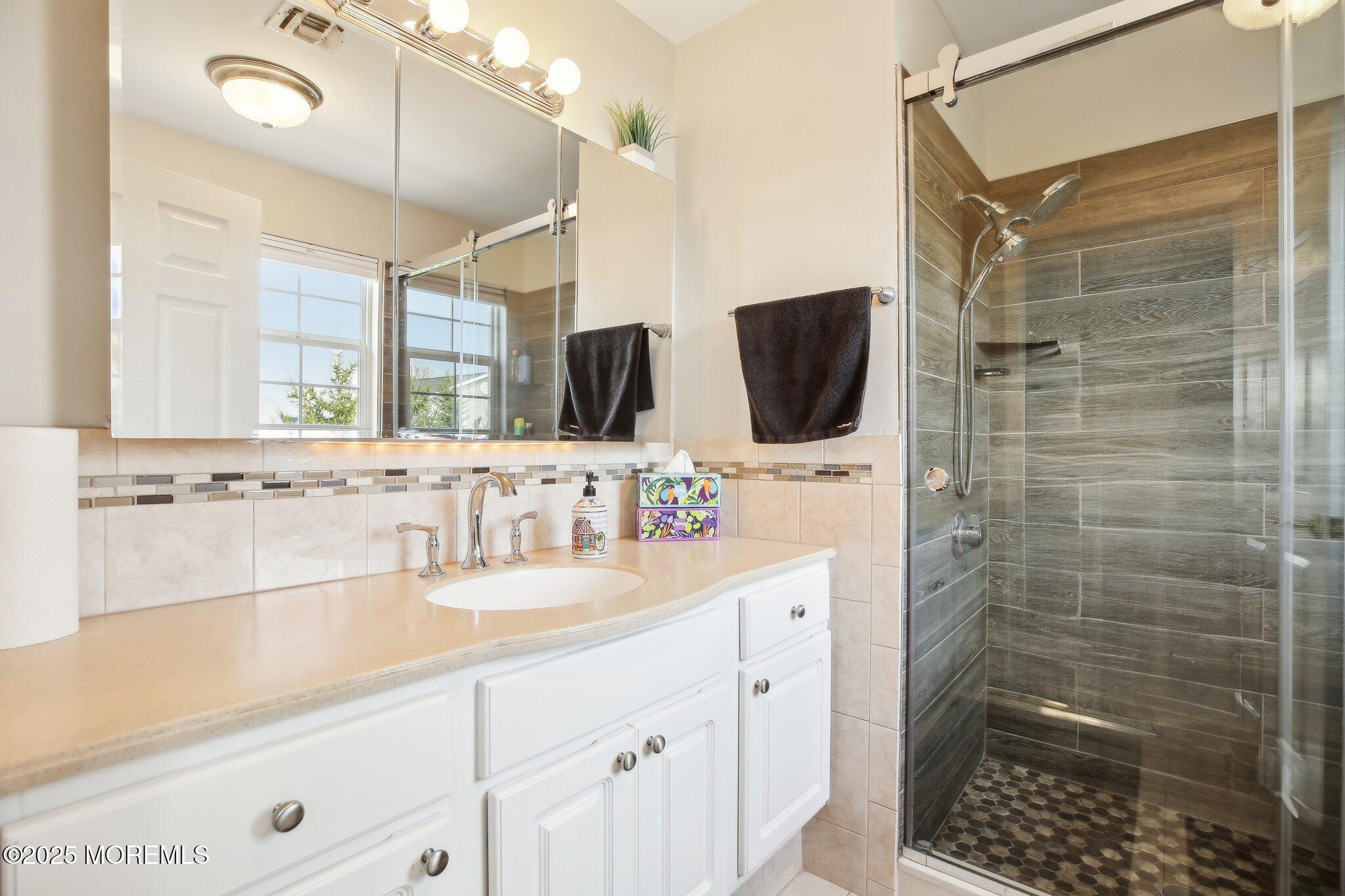 415 Lorillard Avenue, Union Beach, New Jersey image 33