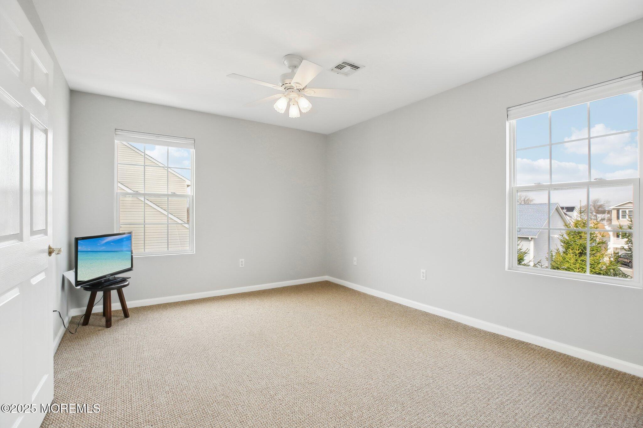 415 Lorillard Avenue, Union Beach, New Jersey image 39