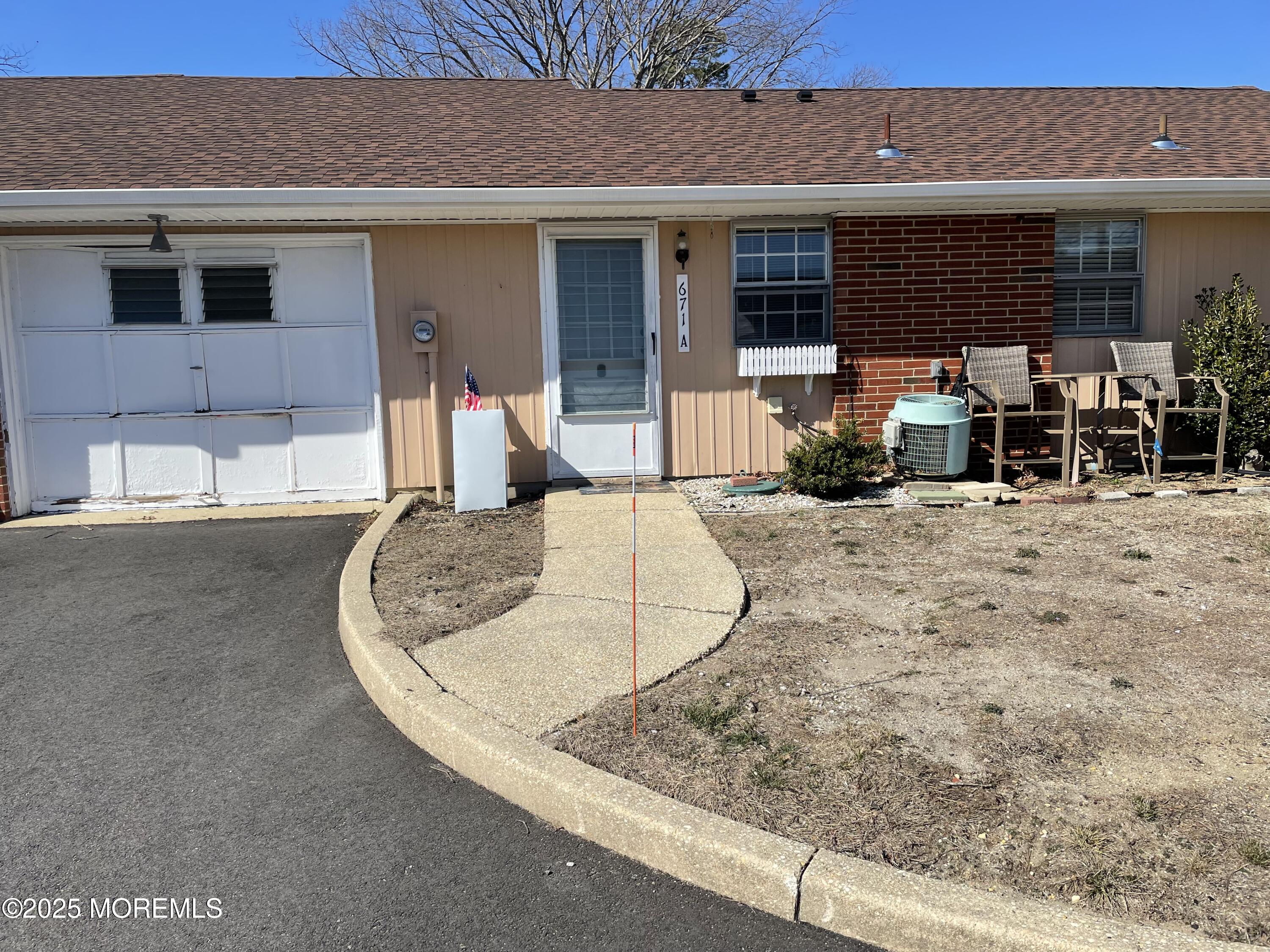 671A New Castle Court, Lakewood, New Jersey image 1