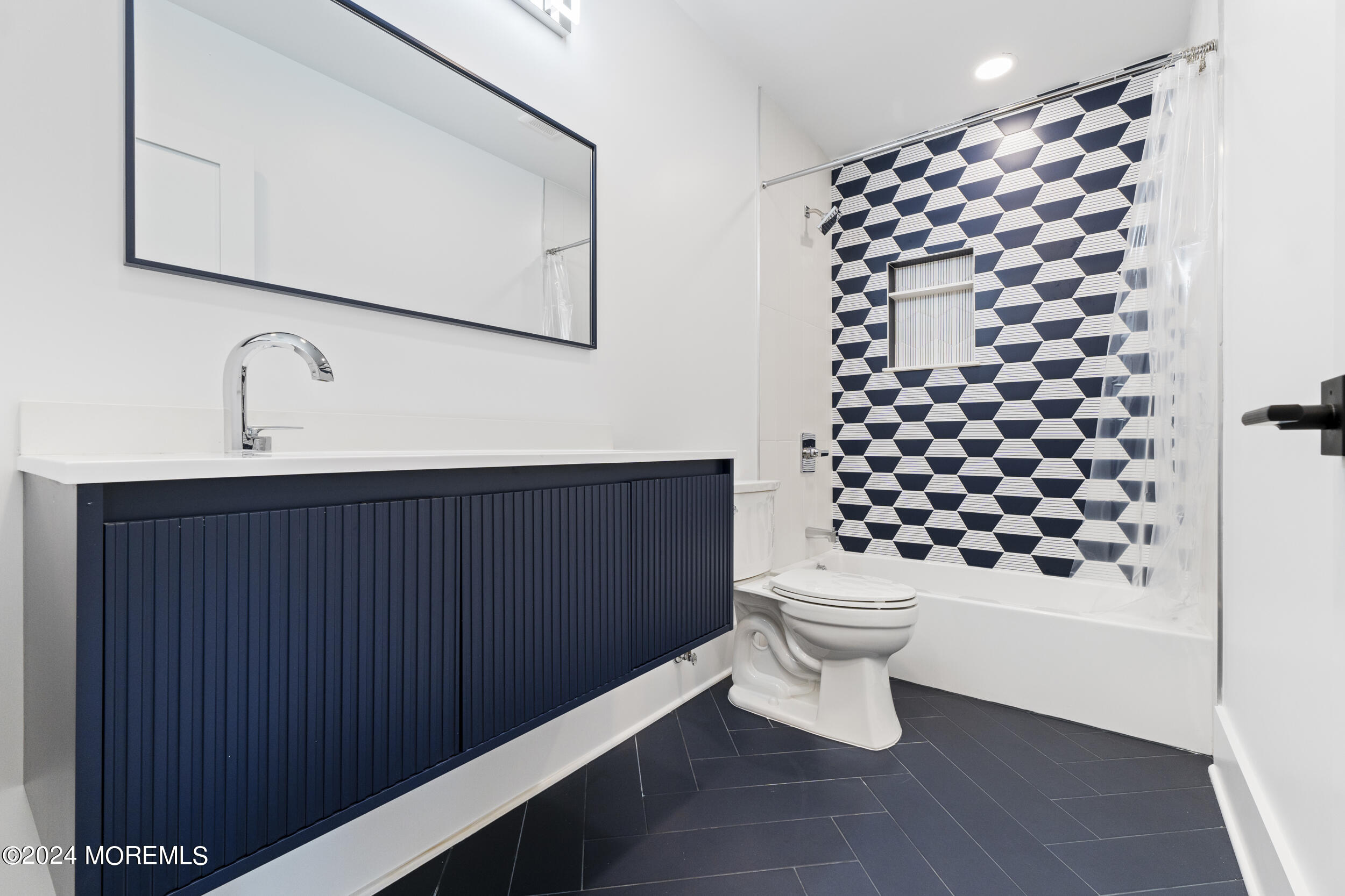 40 Seaview Avenue #A, Long Branch, New Jersey image 35