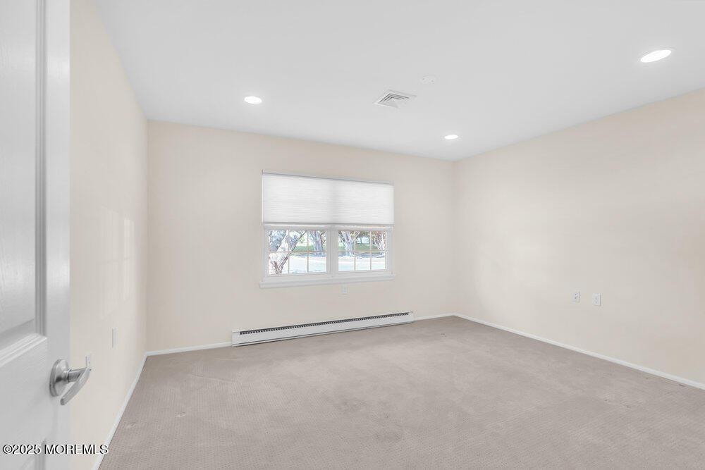 1093 B Argyll Circle, Lakewood, New Jersey image 30