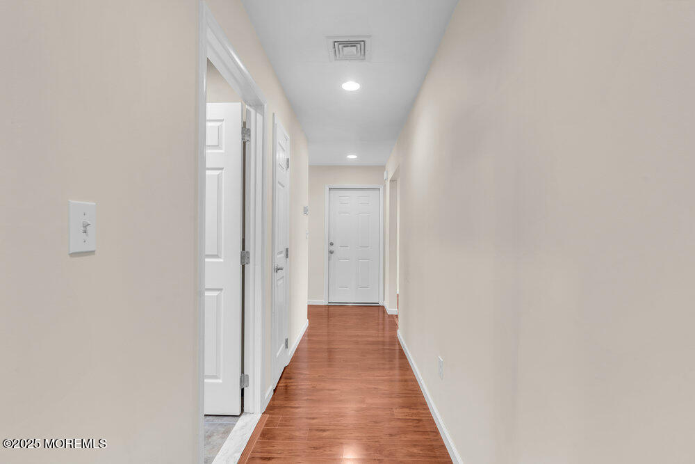 1093 B Argyll Circle, Lakewood, New Jersey image 23