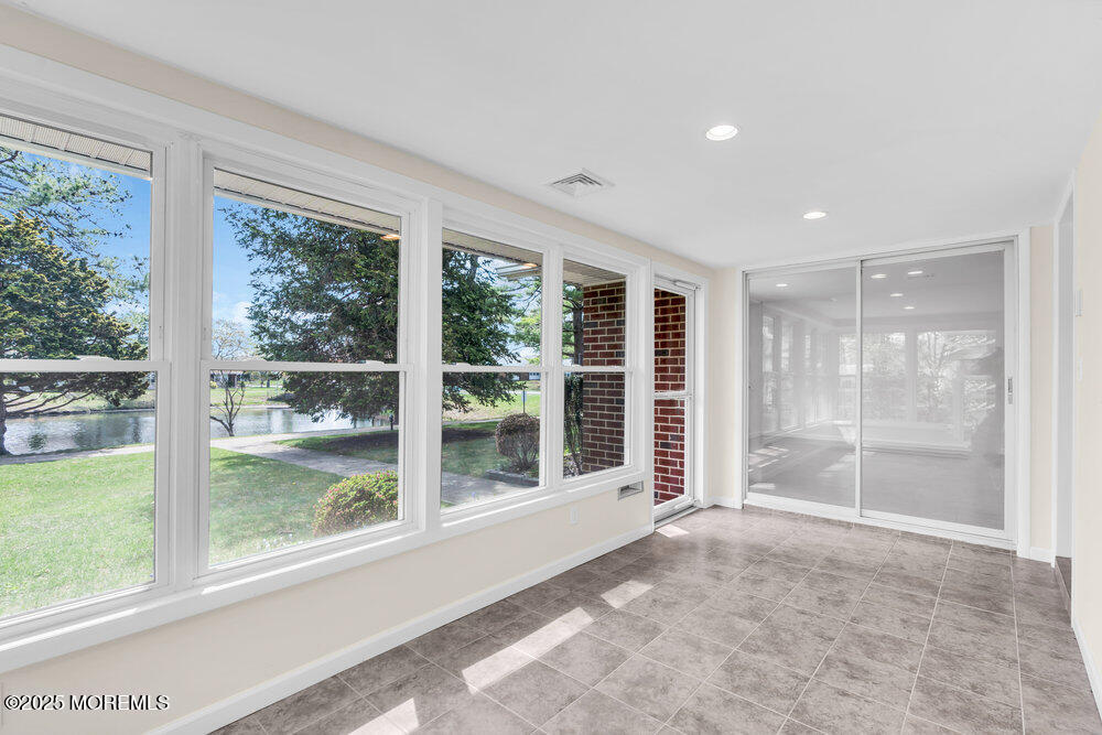 1093 B Argyll Circle, Lakewood, New Jersey image 19