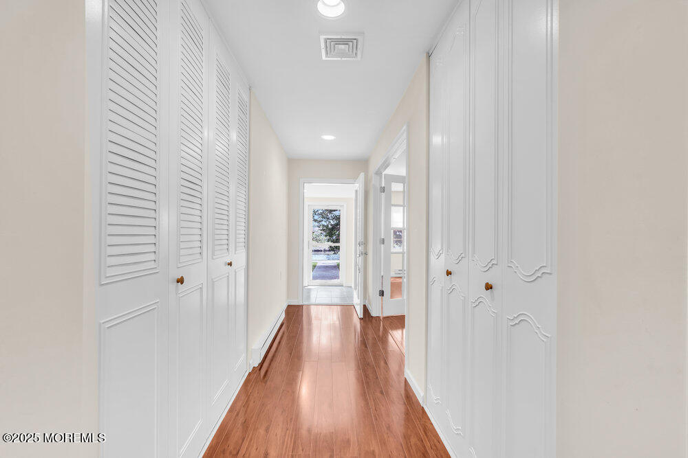 1093 B Argyll Circle, Lakewood, New Jersey image 17