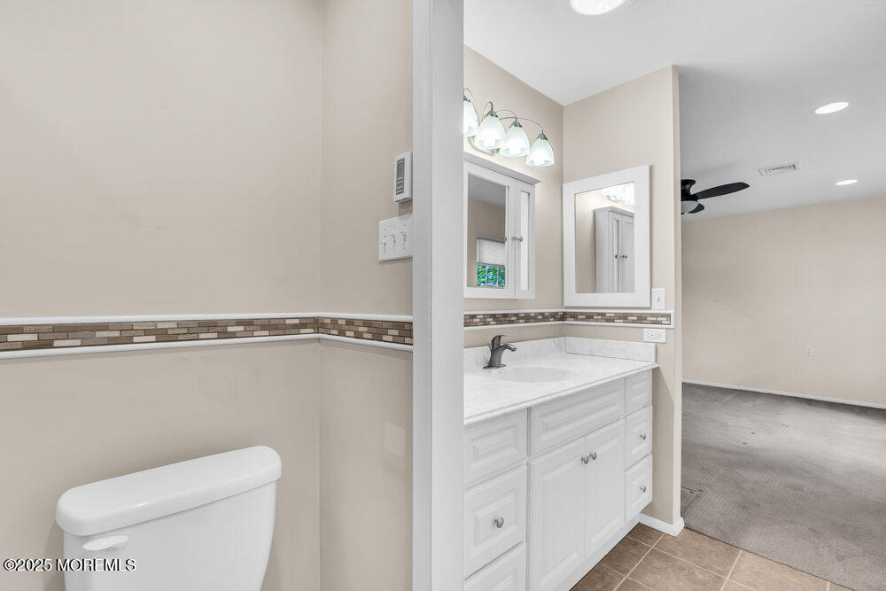 1093 B Argyll Circle, Lakewood, New Jersey image 29
