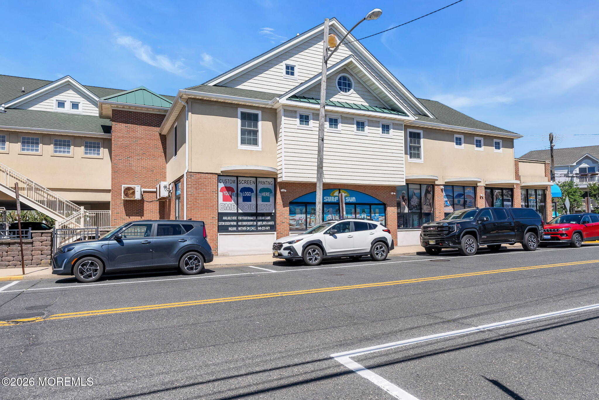 580 Main Street E 1