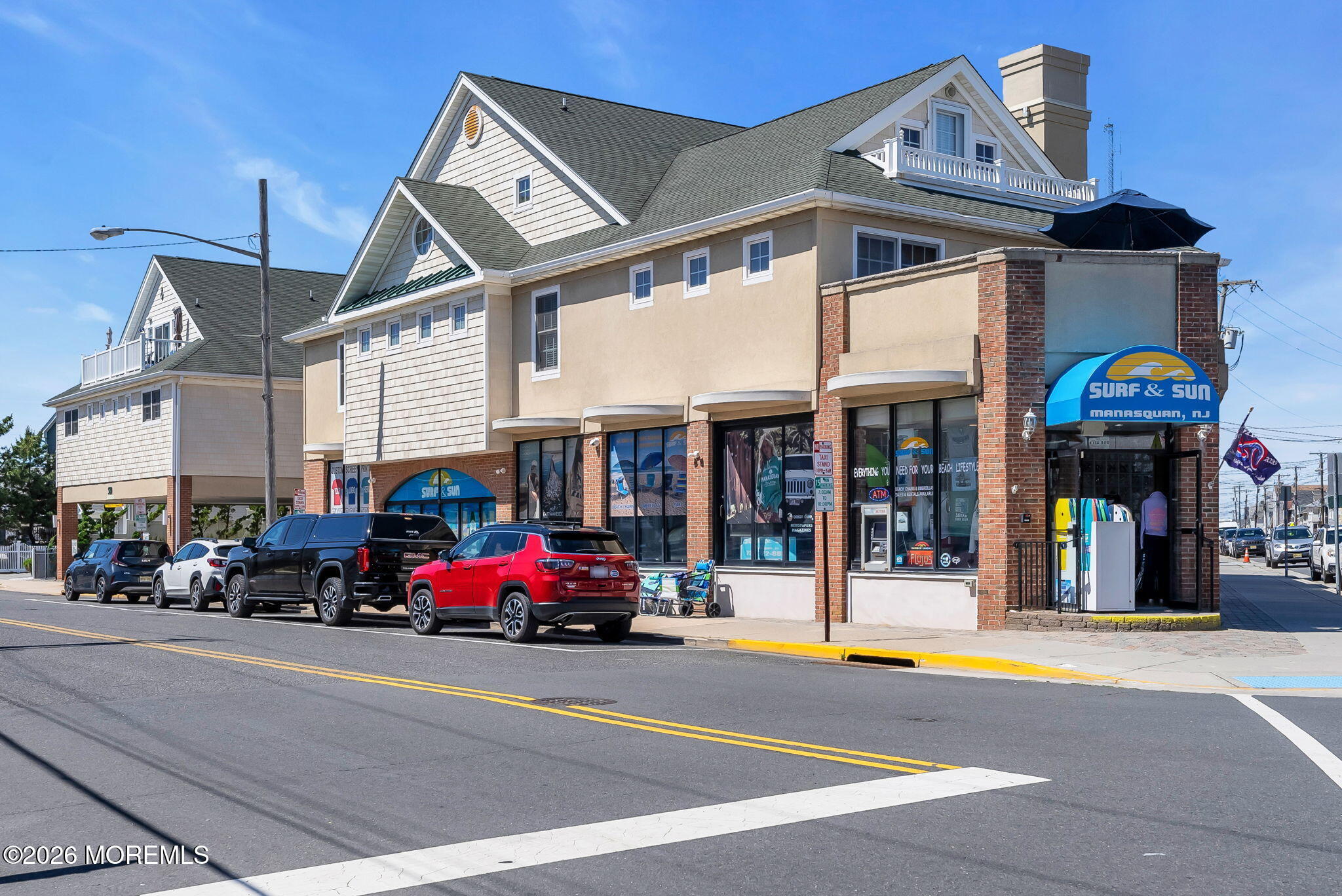 580 Main Street E 1