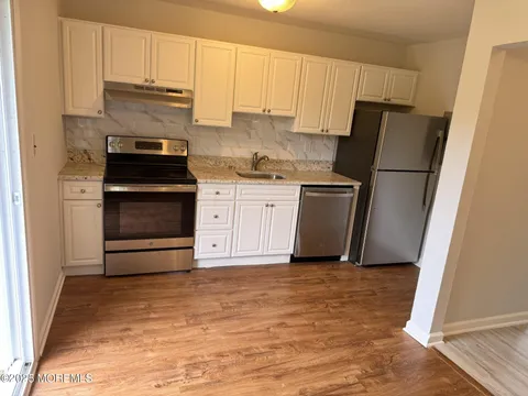 MLS: 22502287
