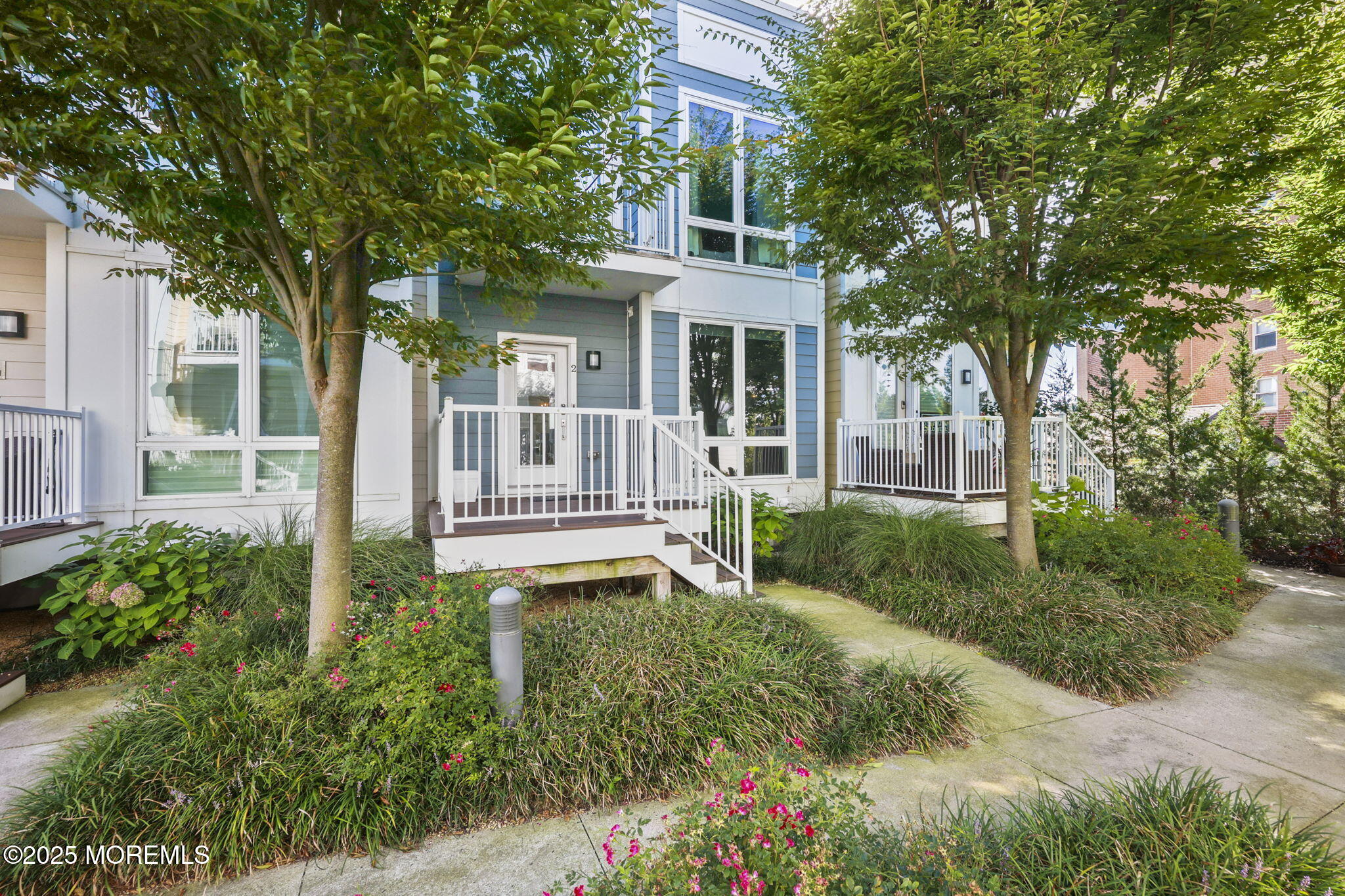 803 Kingsley Street 2