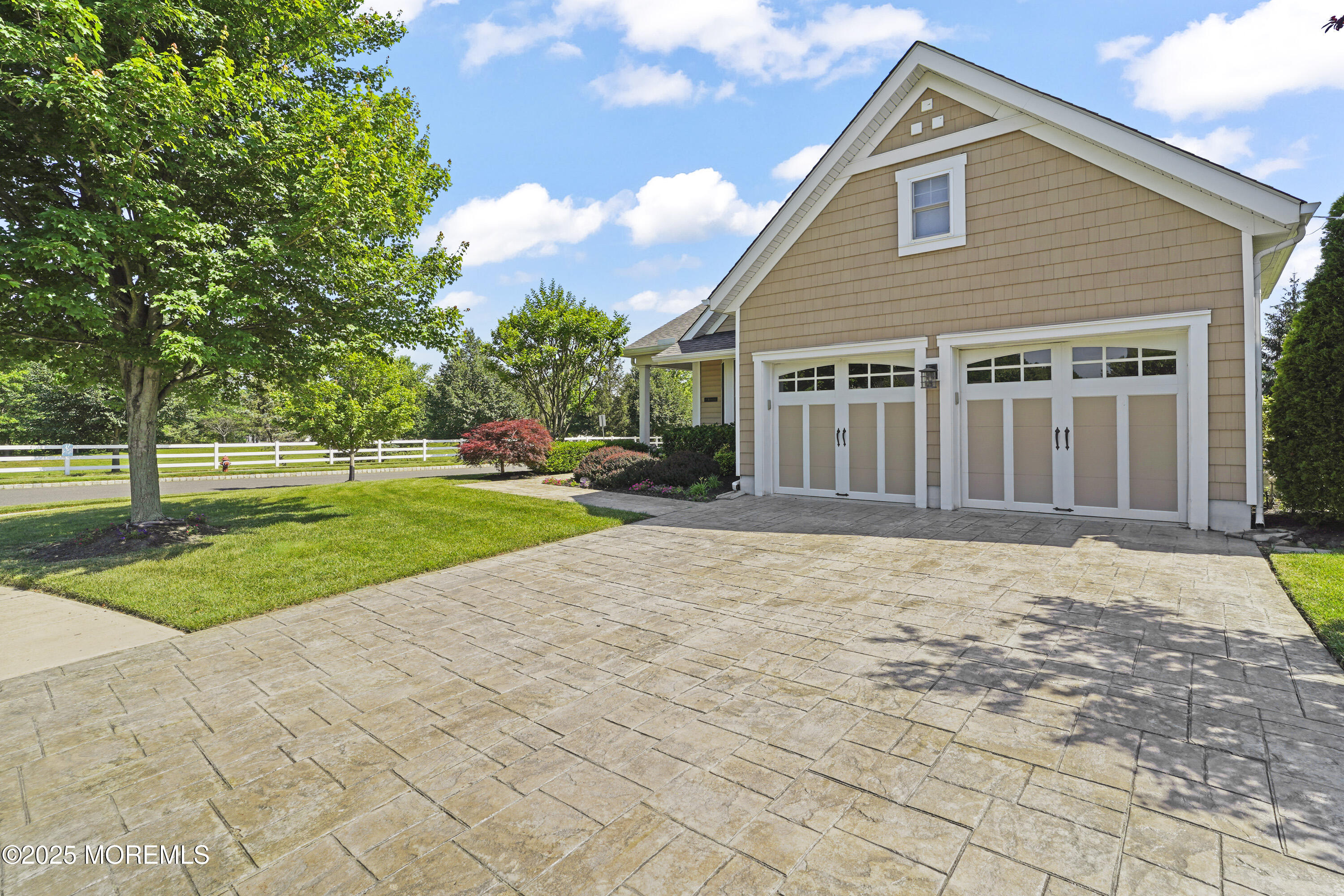 40 Iselin Lane