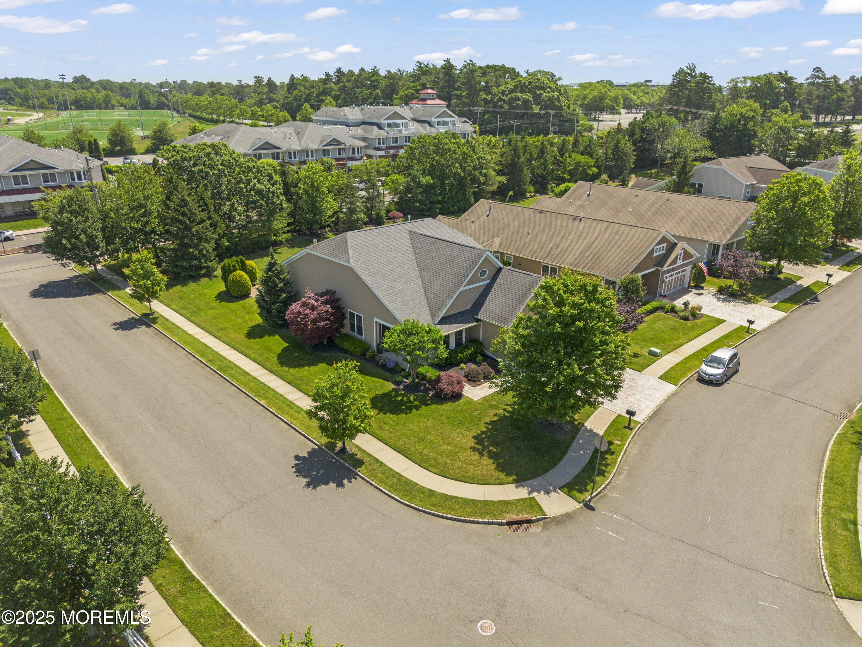 40 Iselin Lane