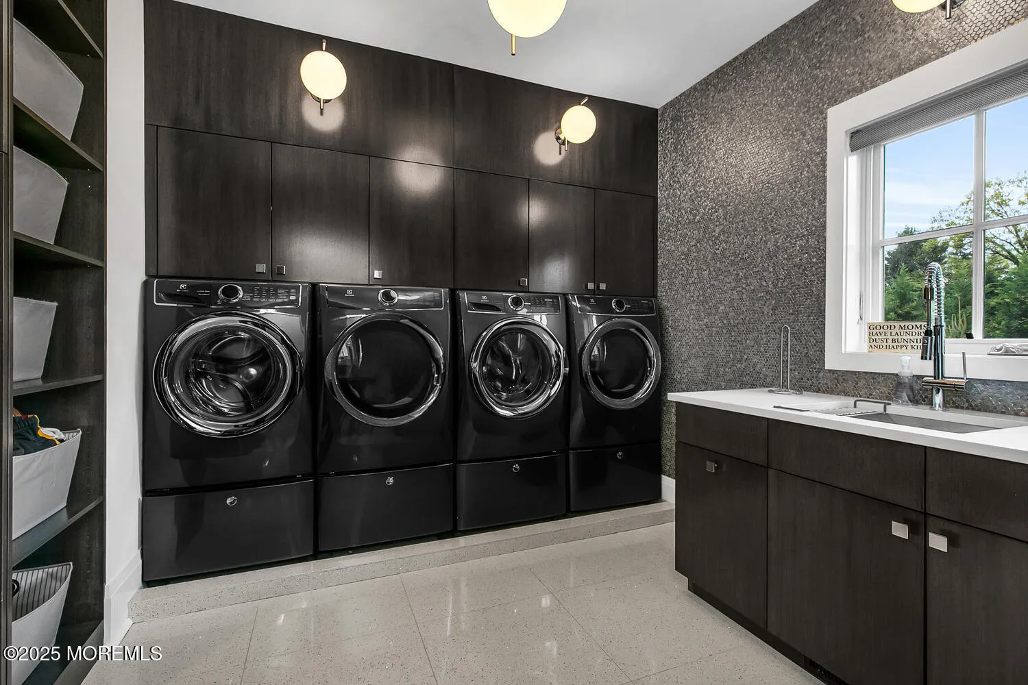 Rumson, New Jersey 07760, United States, 6 Bedrooms Bedrooms, ,6 BathroomsBathrooms,Residential,Active,143155