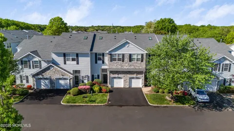 10 Chimney Court, Laurence Harbor, NJ 08879 - MLS#: 22514063