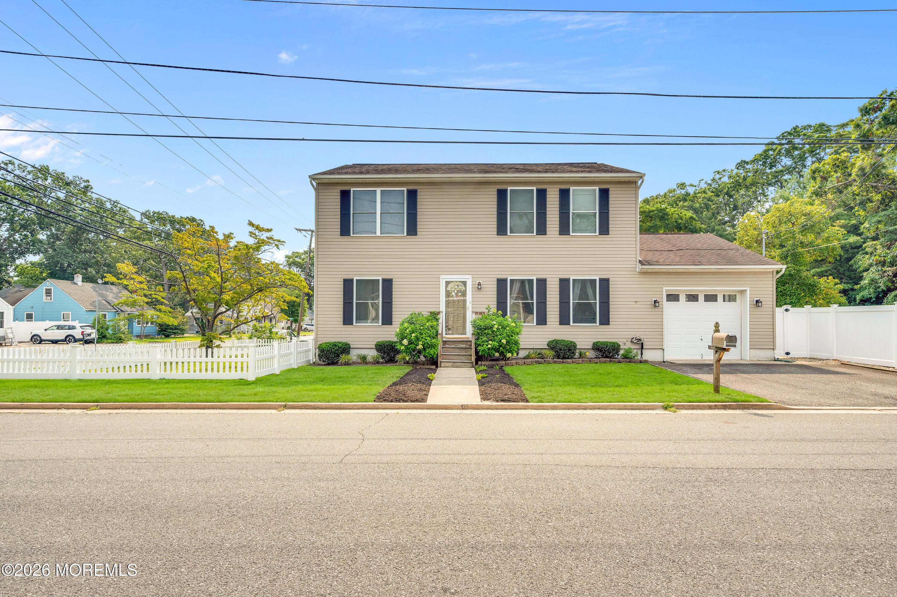 500 Hardenberg Avenue