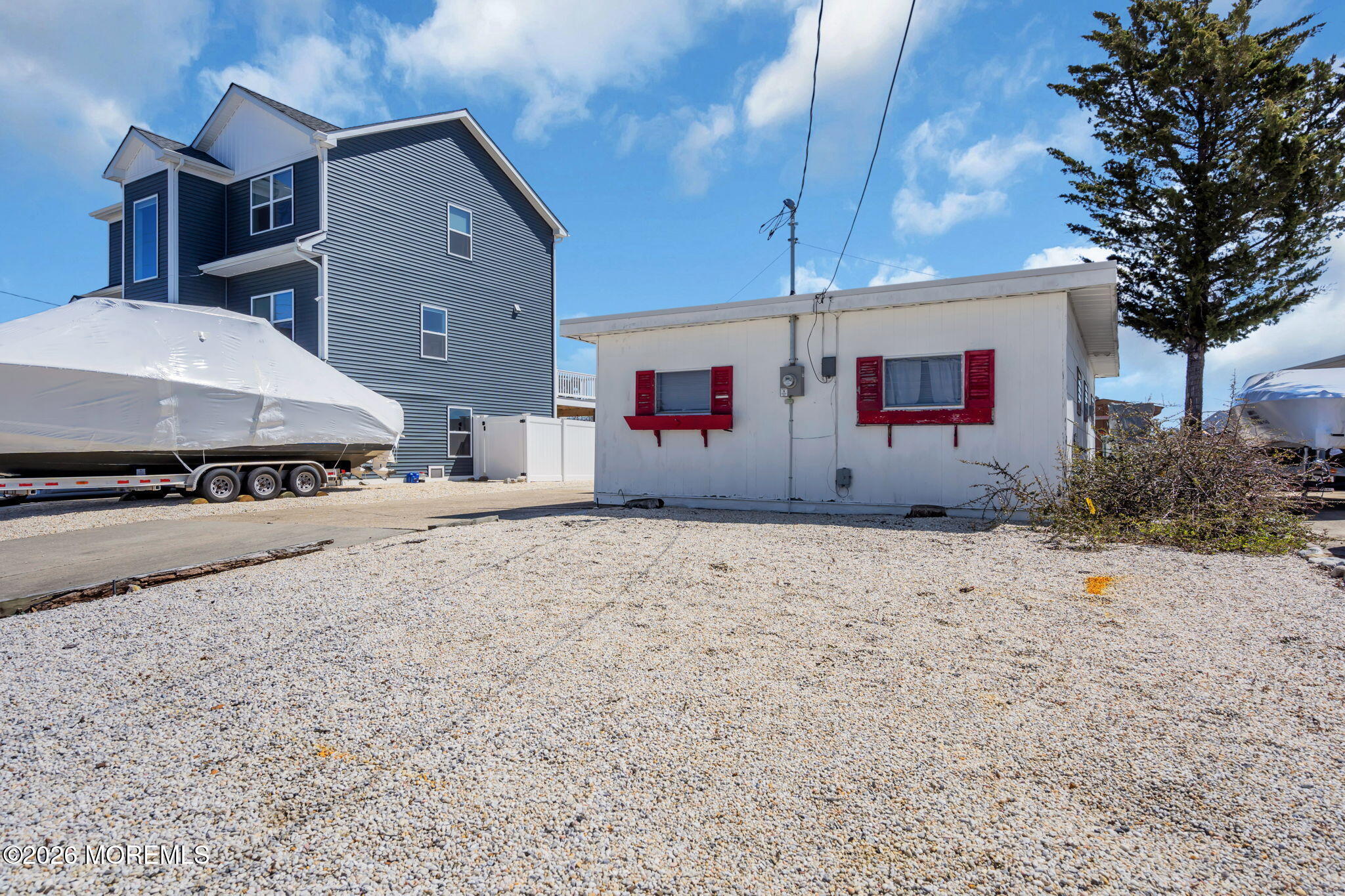 413 Twin Lakes Boulevard