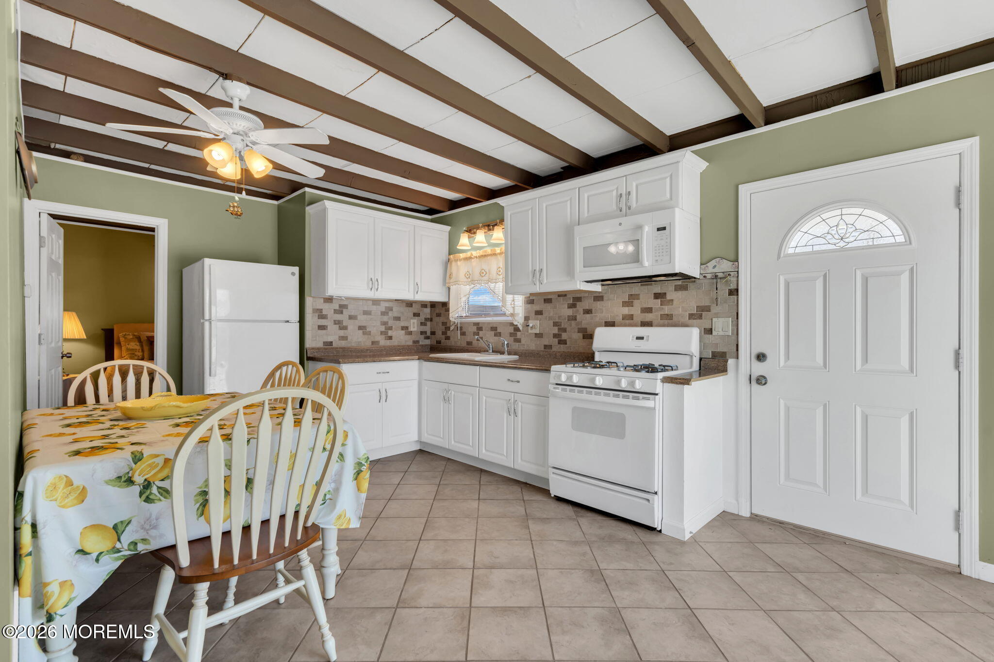 413 Twin Lakes Boulevard