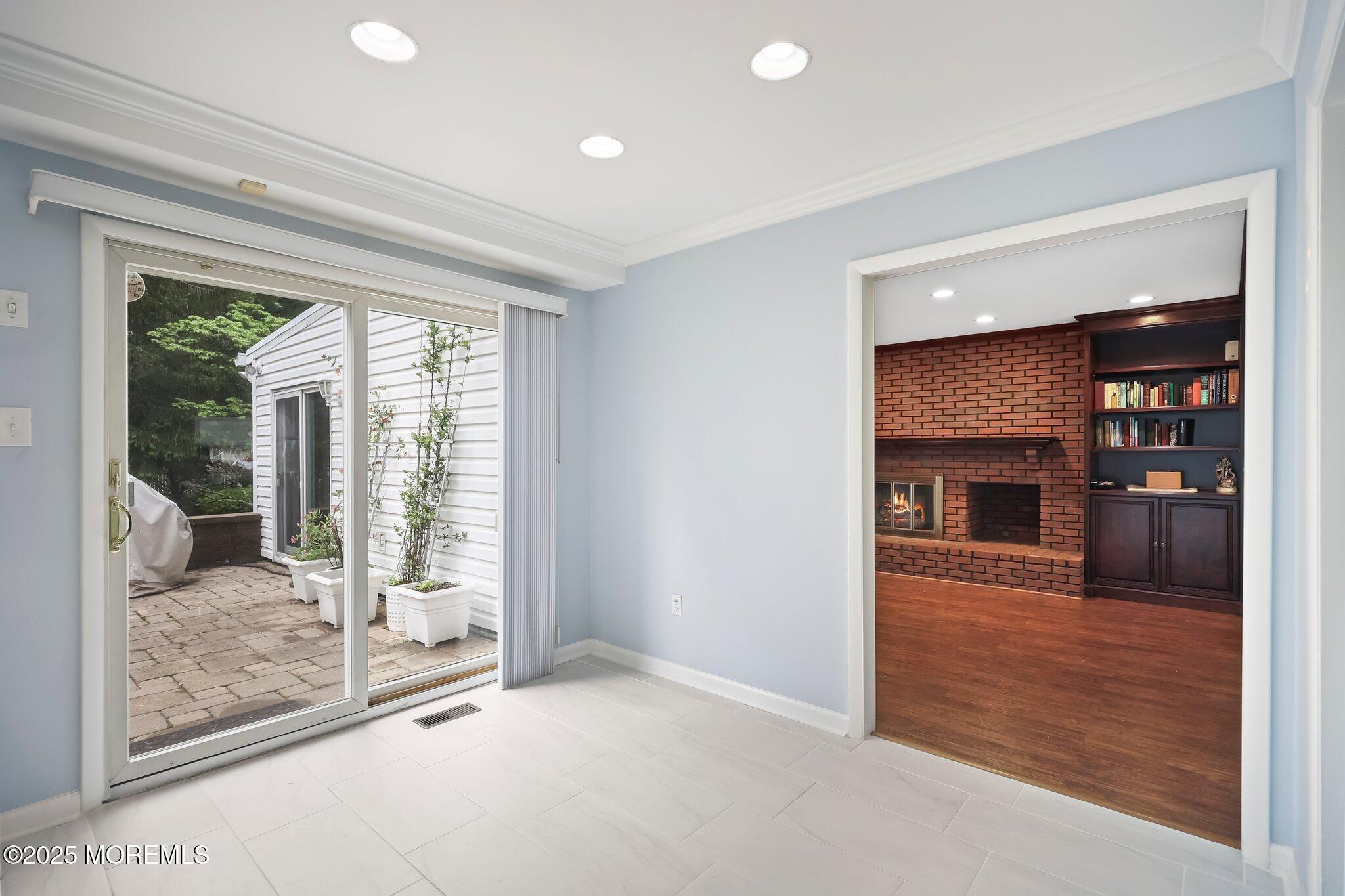 7 Colonial Court, Manalapan, New Jersey image 14