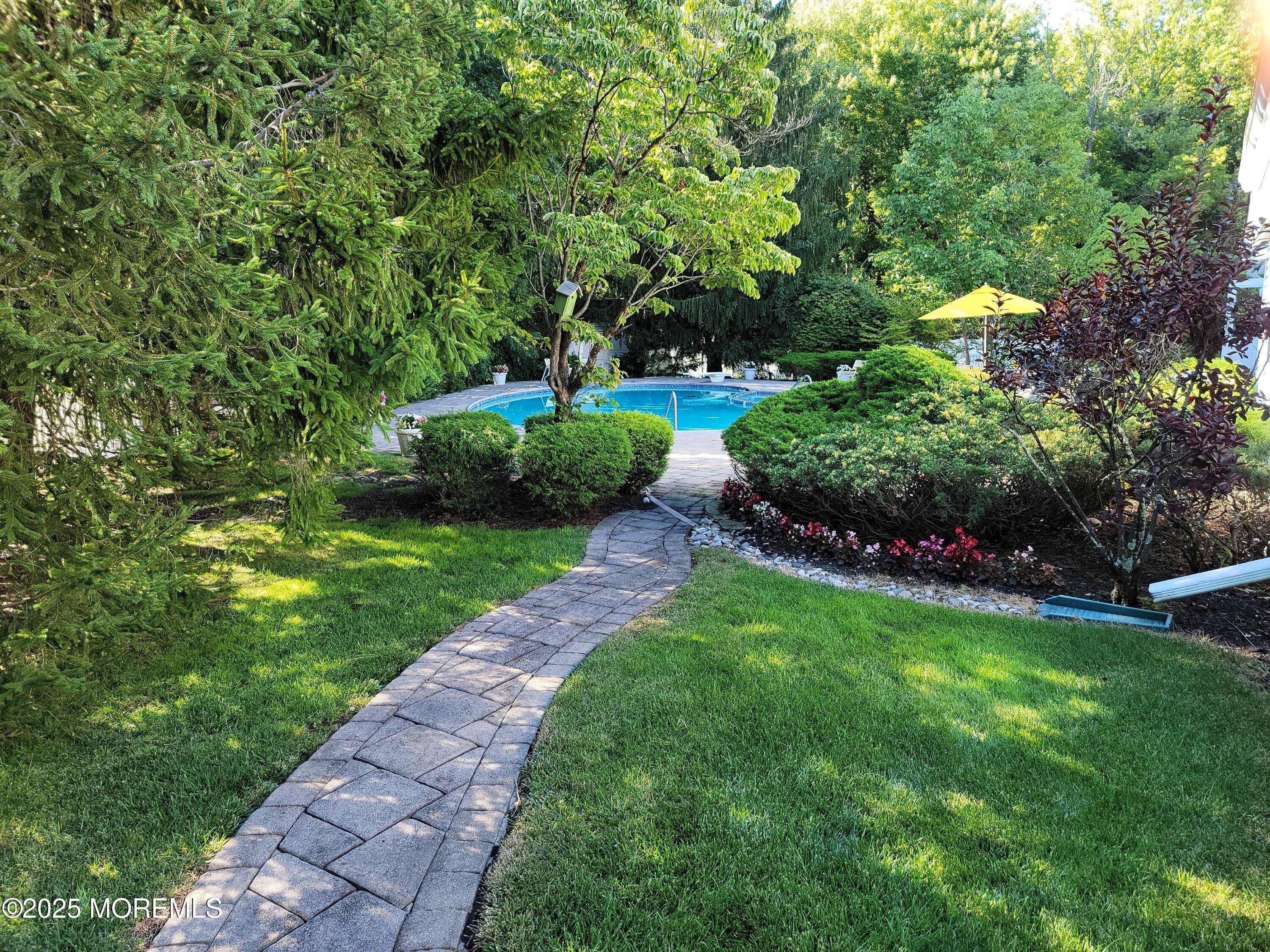 7 Colonial Court, Manalapan, New Jersey image 34
