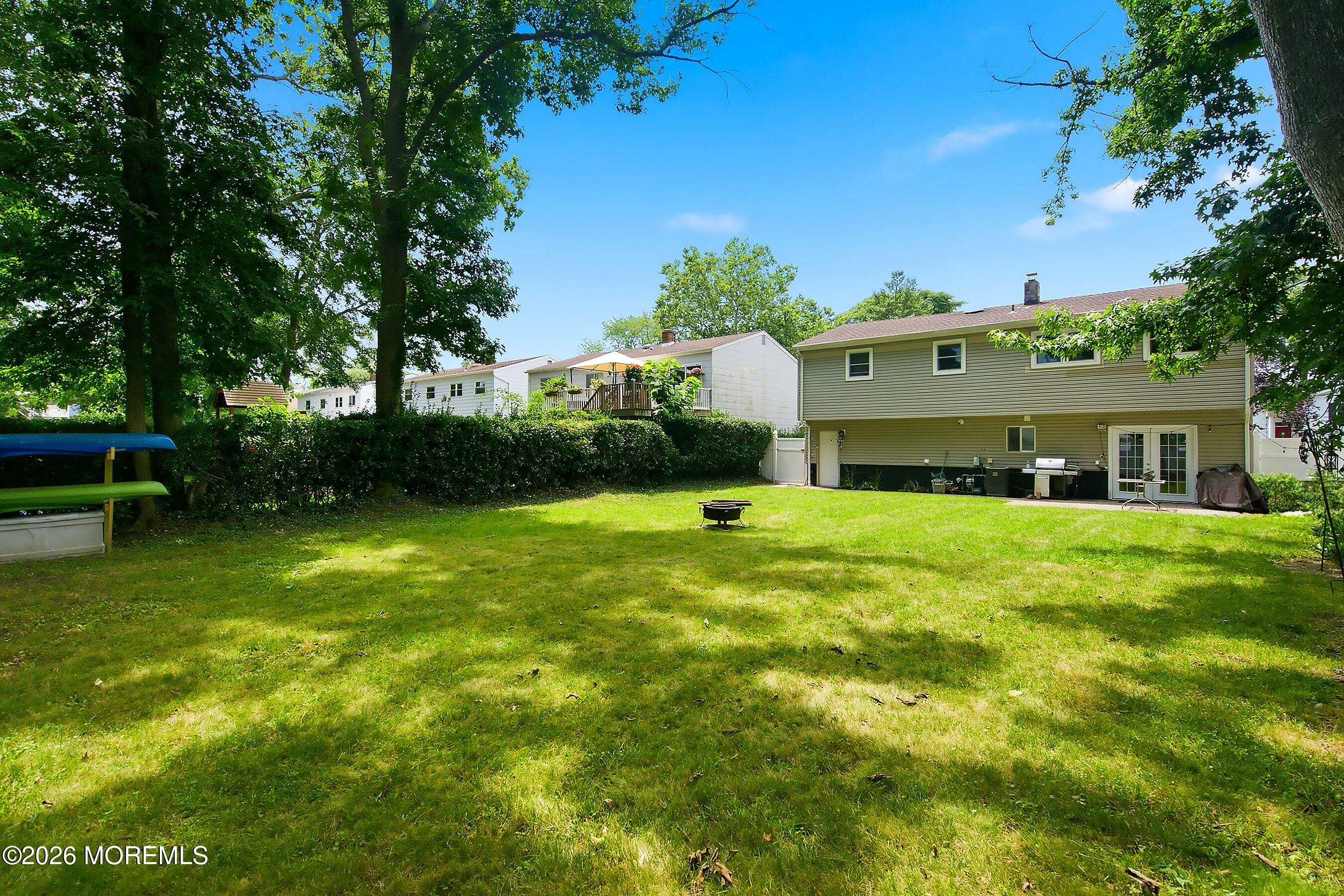 1608 Oakwood Road